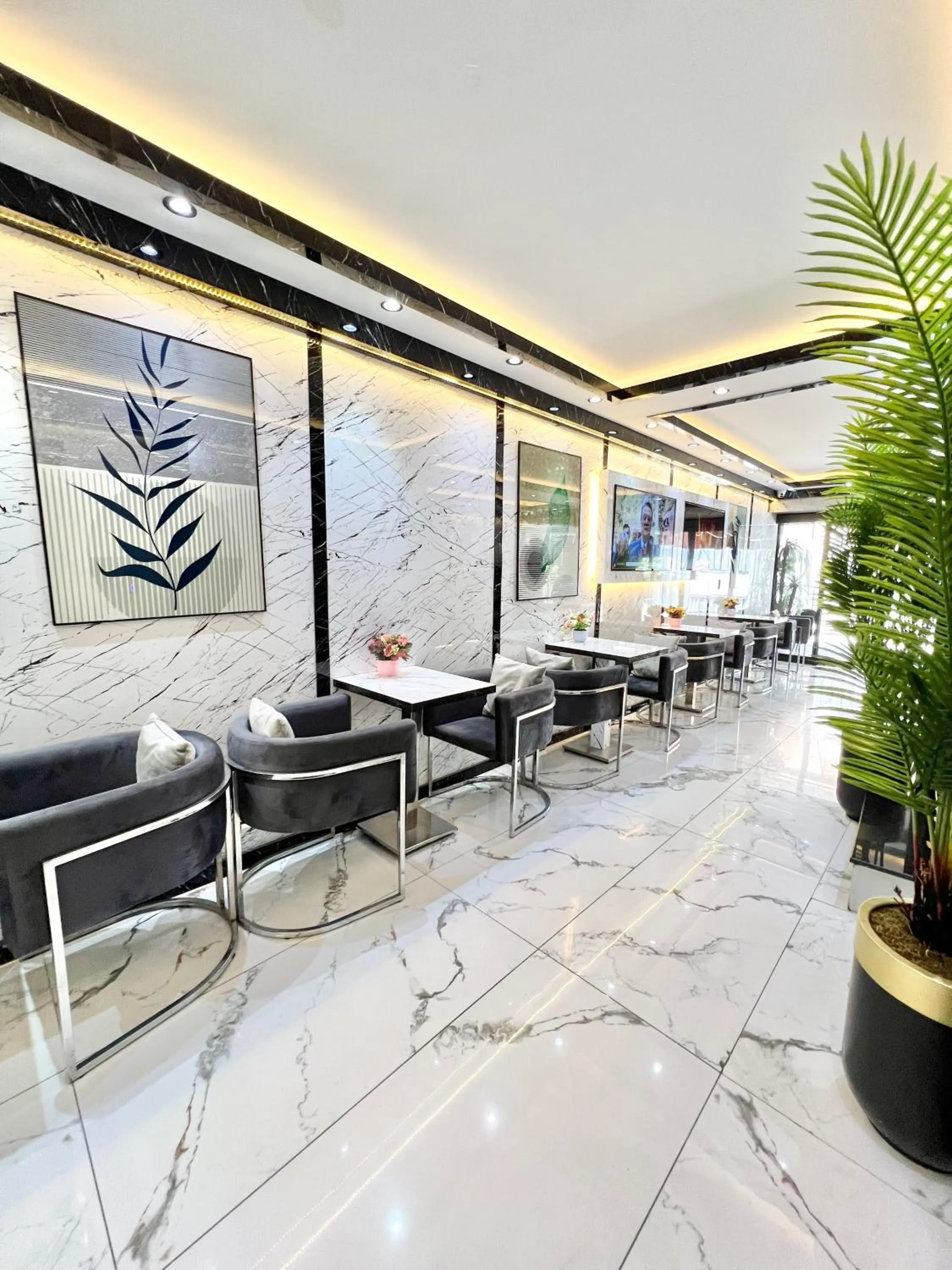 Lobby or reception in Taksim Larissa hotel suites