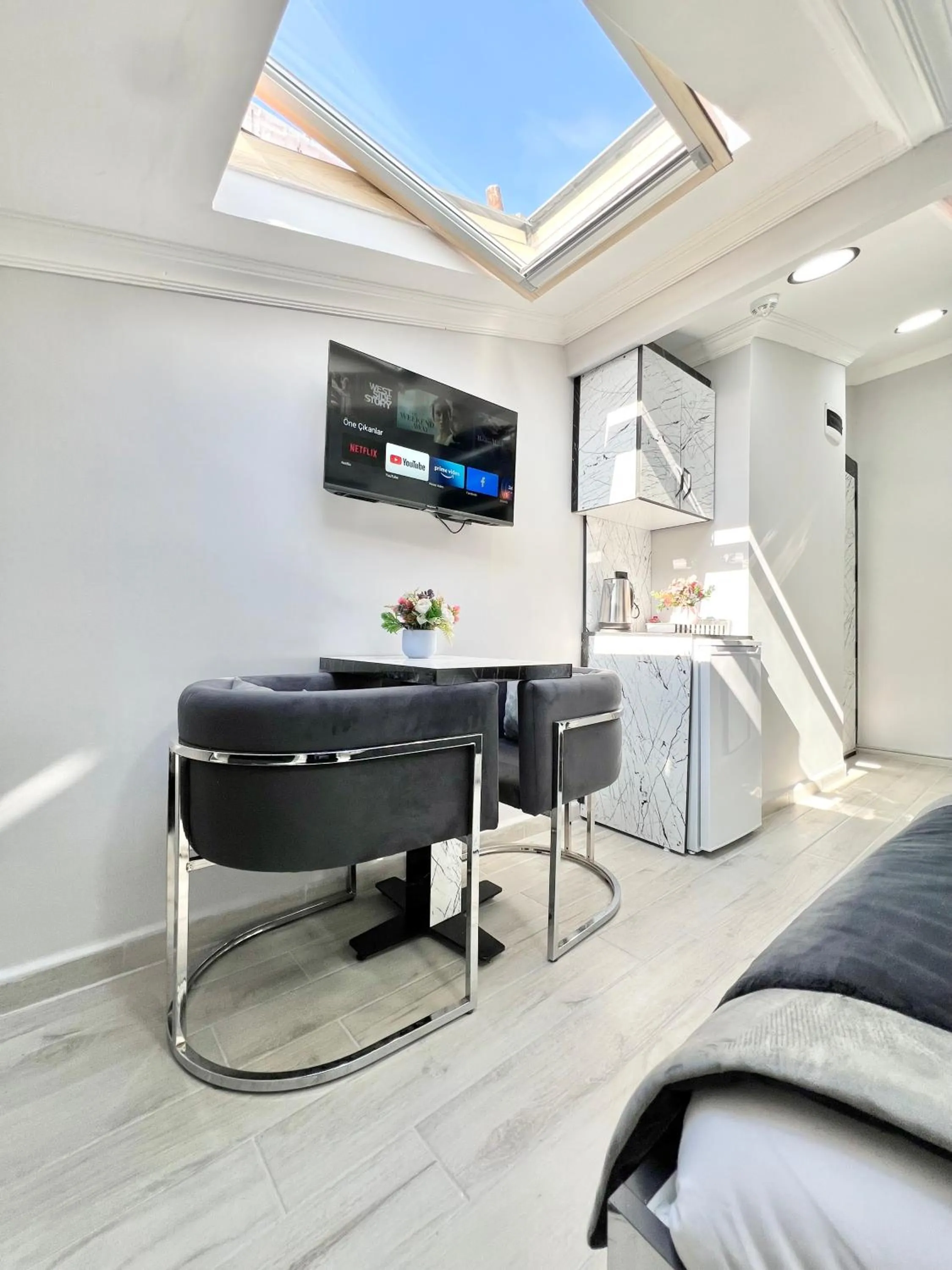 Taksim Larissa hotel suites