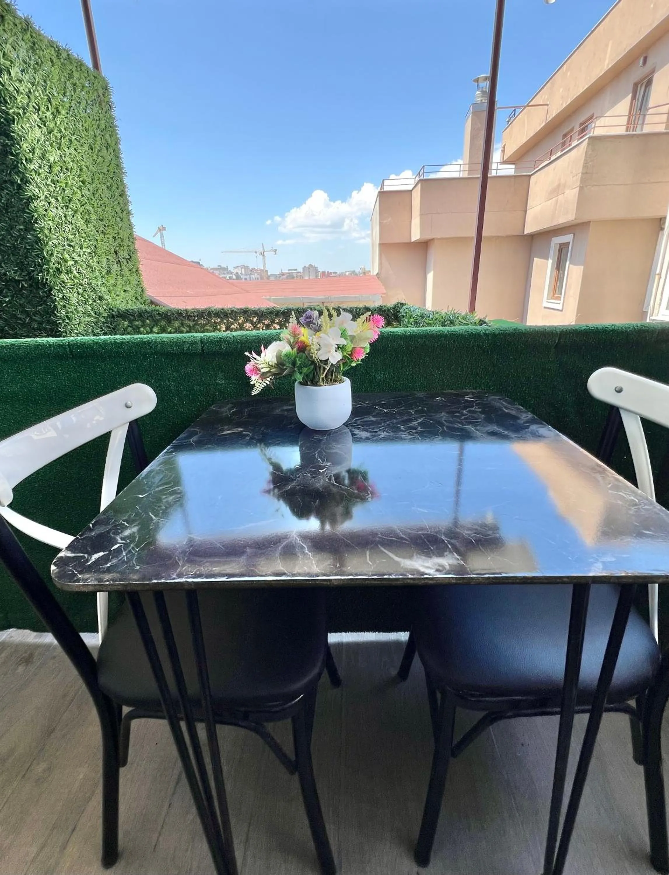 Taksim Larissa hotel suites