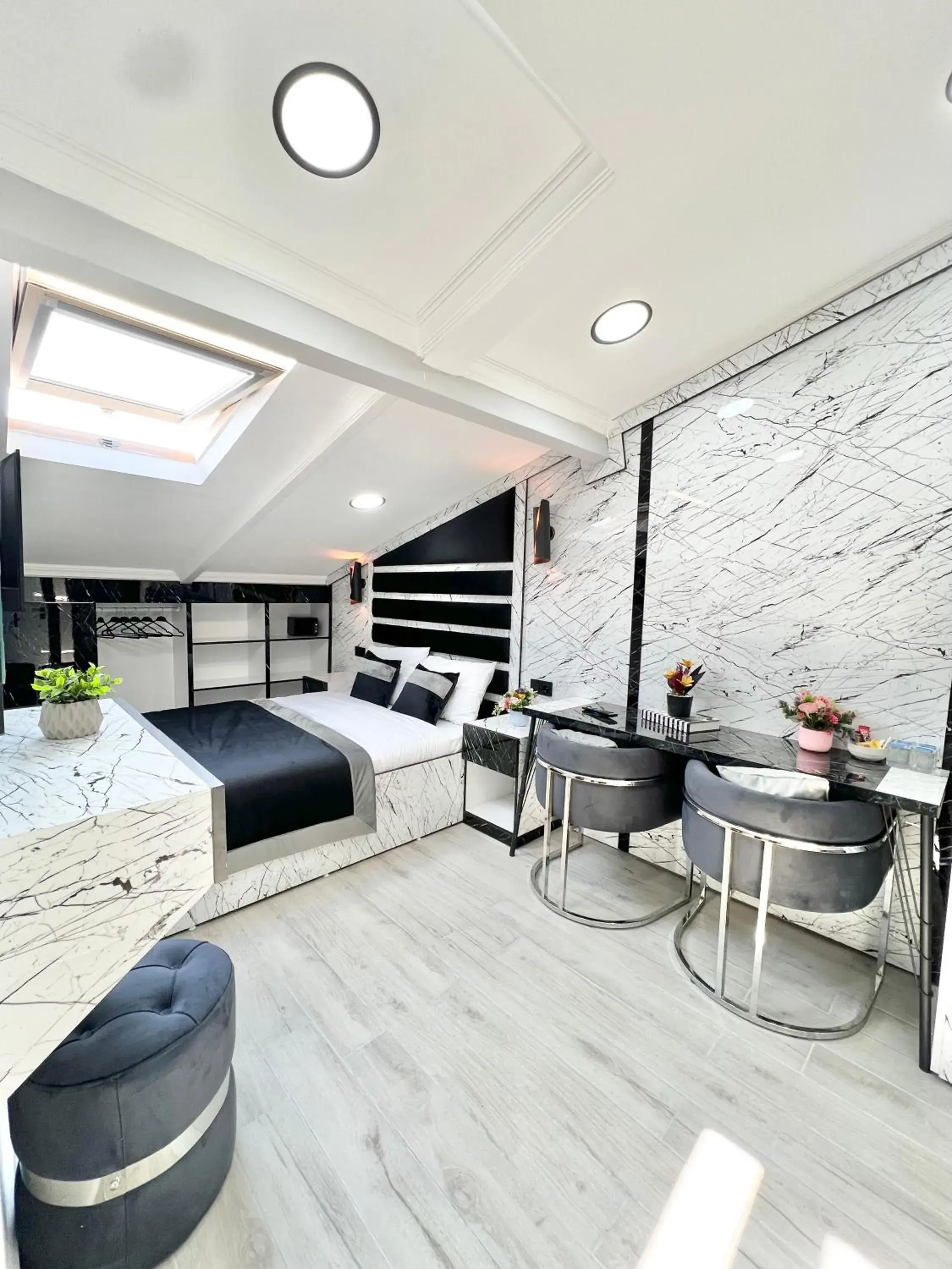 Double Room in Taksim Larissa hotel suites Double Room in Taksim Larissa hotel suites