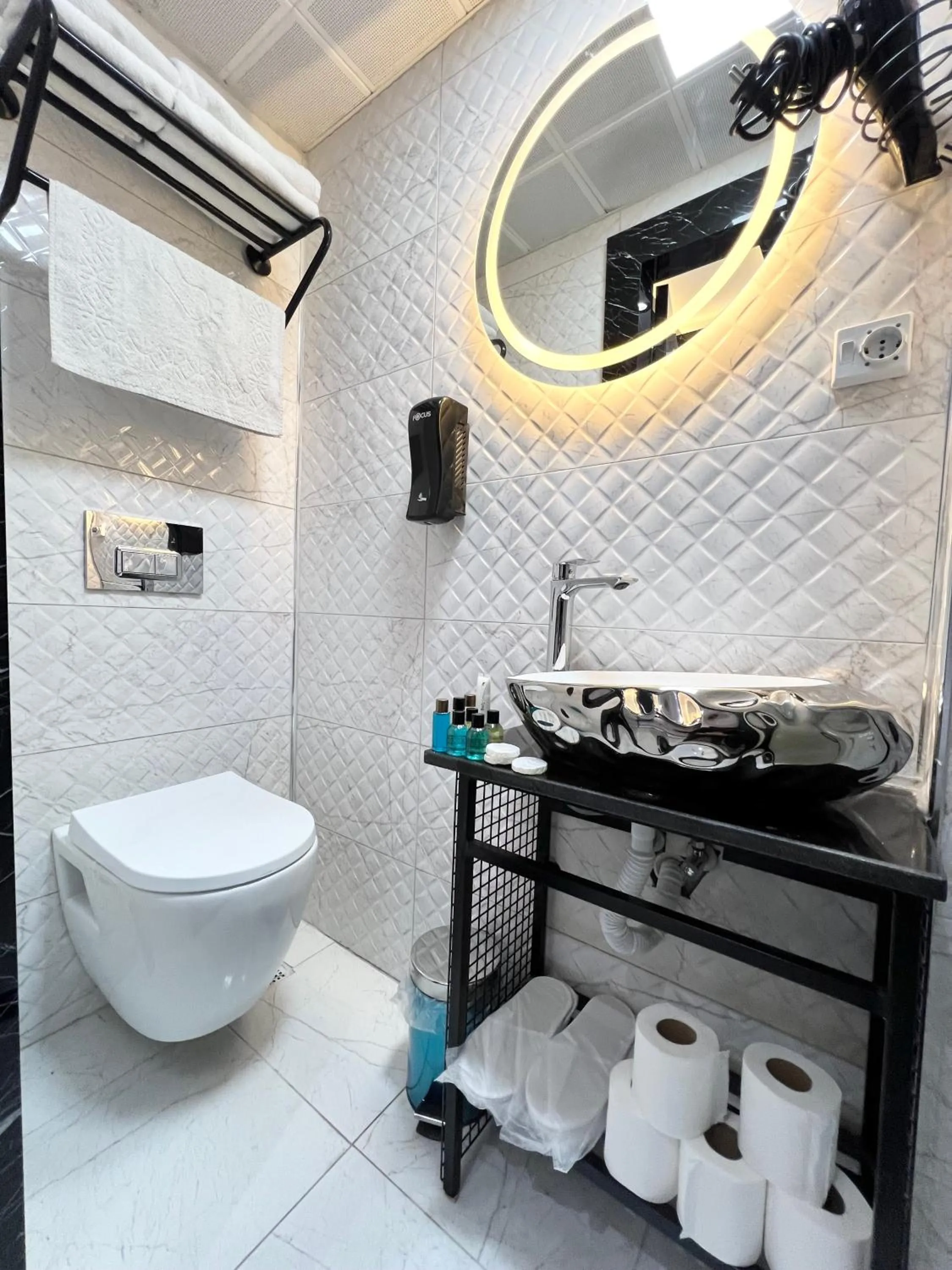 Taksim Larissa hotel suites