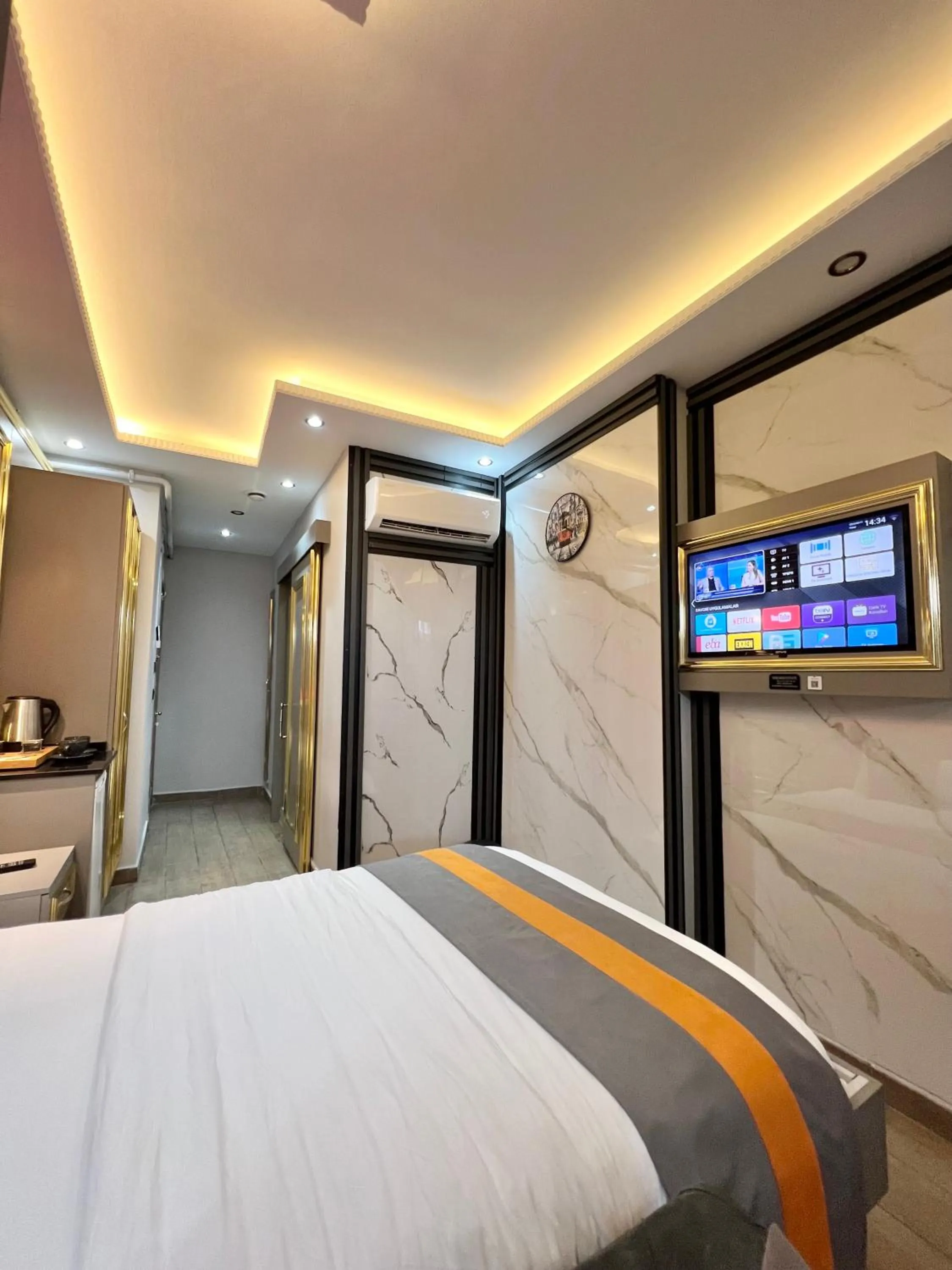 Bed in Taksim Larissa hotel suites