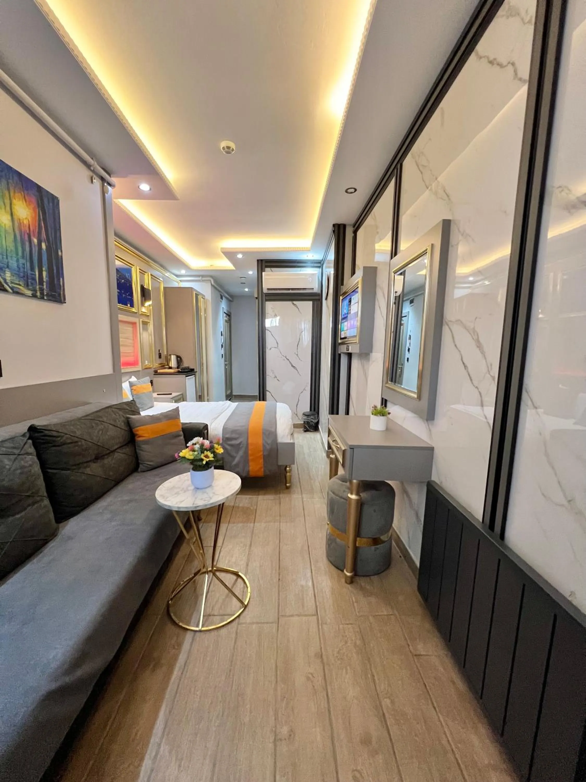 Taksim Larissa hotel suites