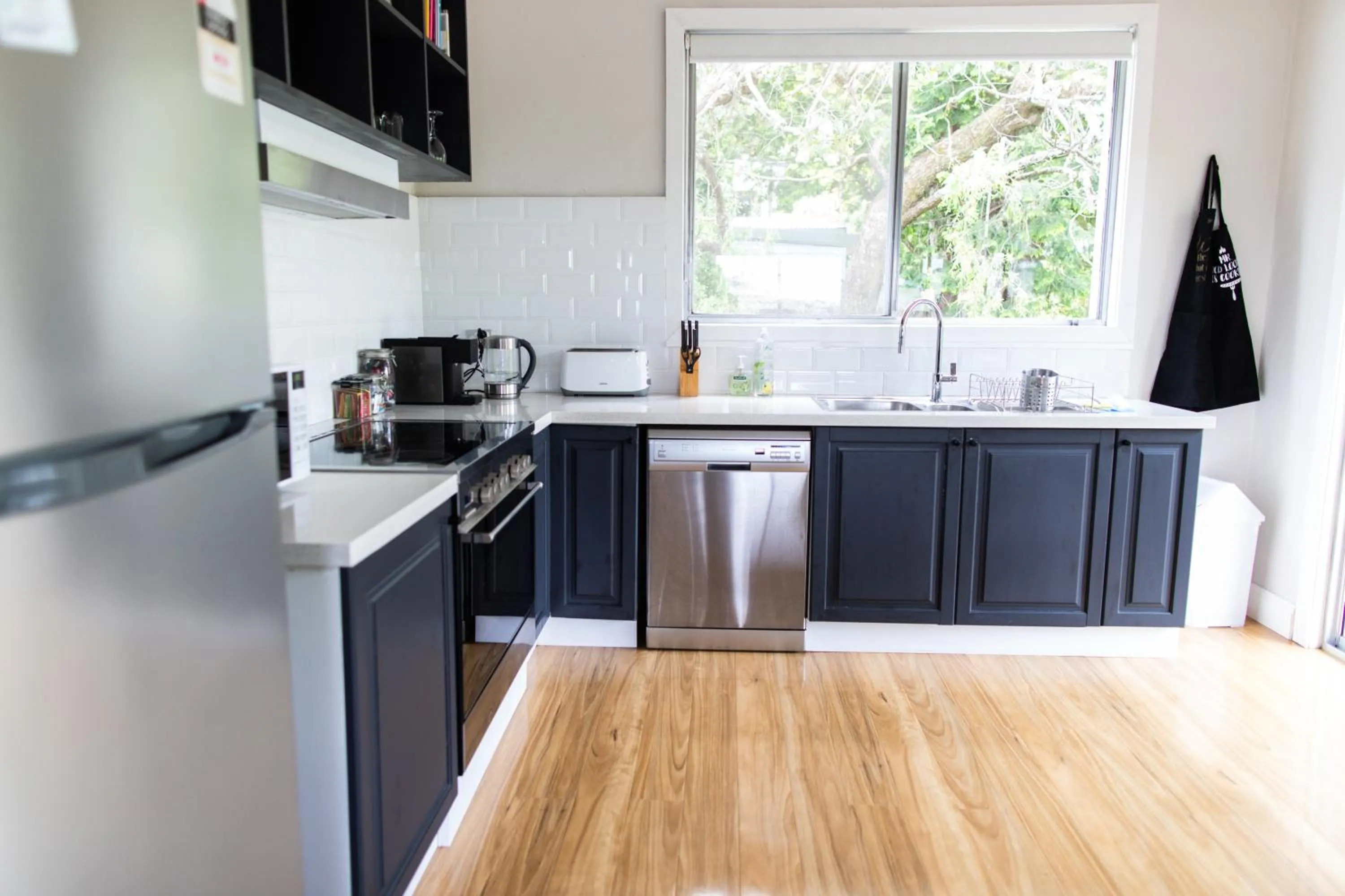 kitchen in WildLife Lodge Katoomba