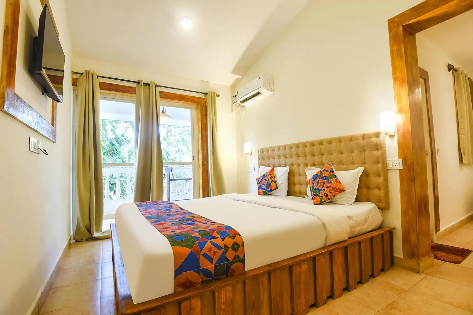 Bed in FabHotel Grand Royal Palms - Nr Benaulim Beach