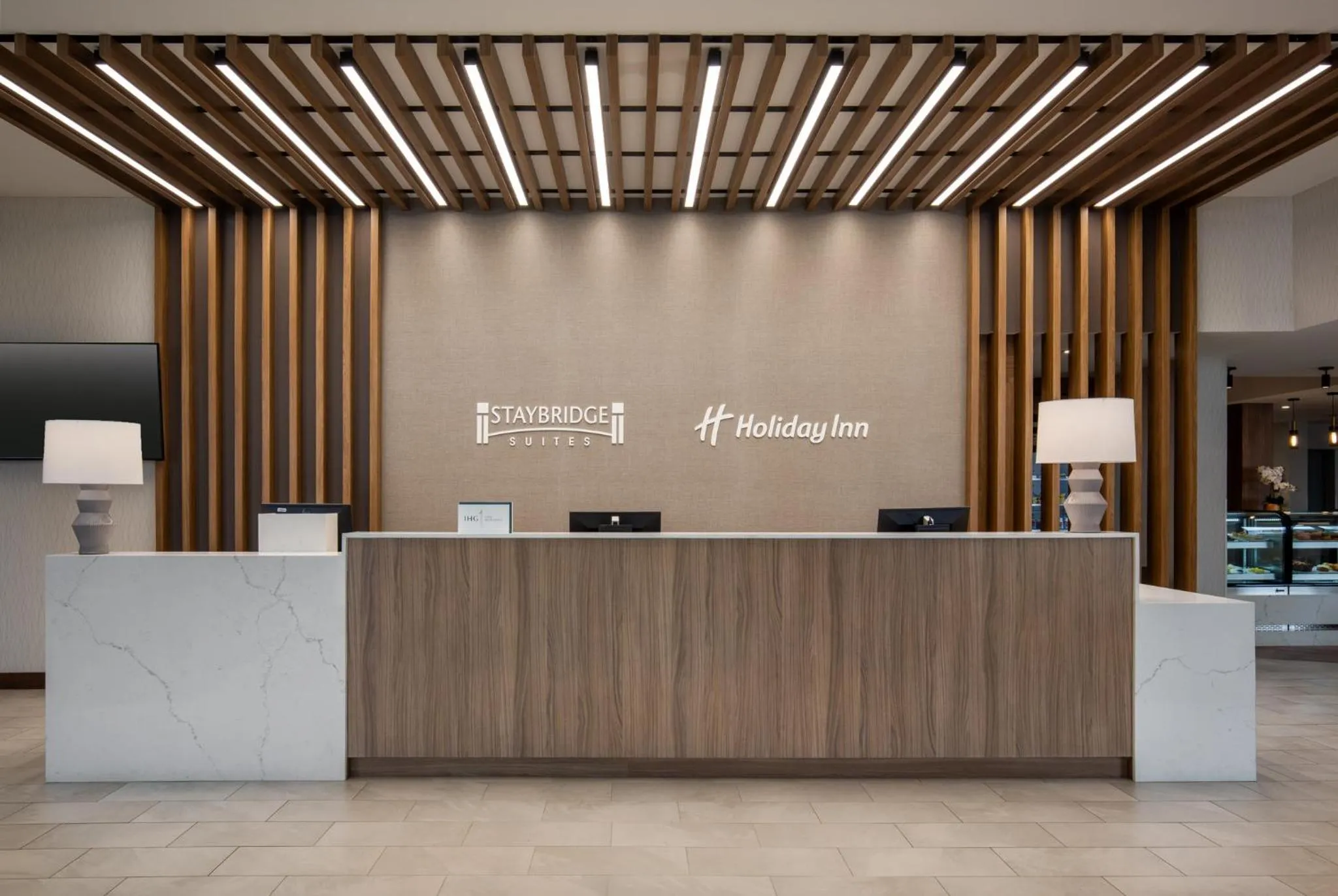 Property building in Holiday Inn Hotel & Suites St.Catharines-Niagara by IHG