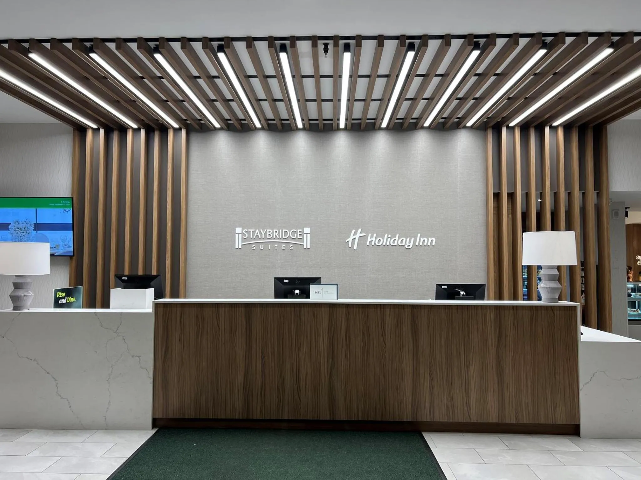 Property building in Holiday Inn Hotel & Suites St.Catharines-Niagara by IHG