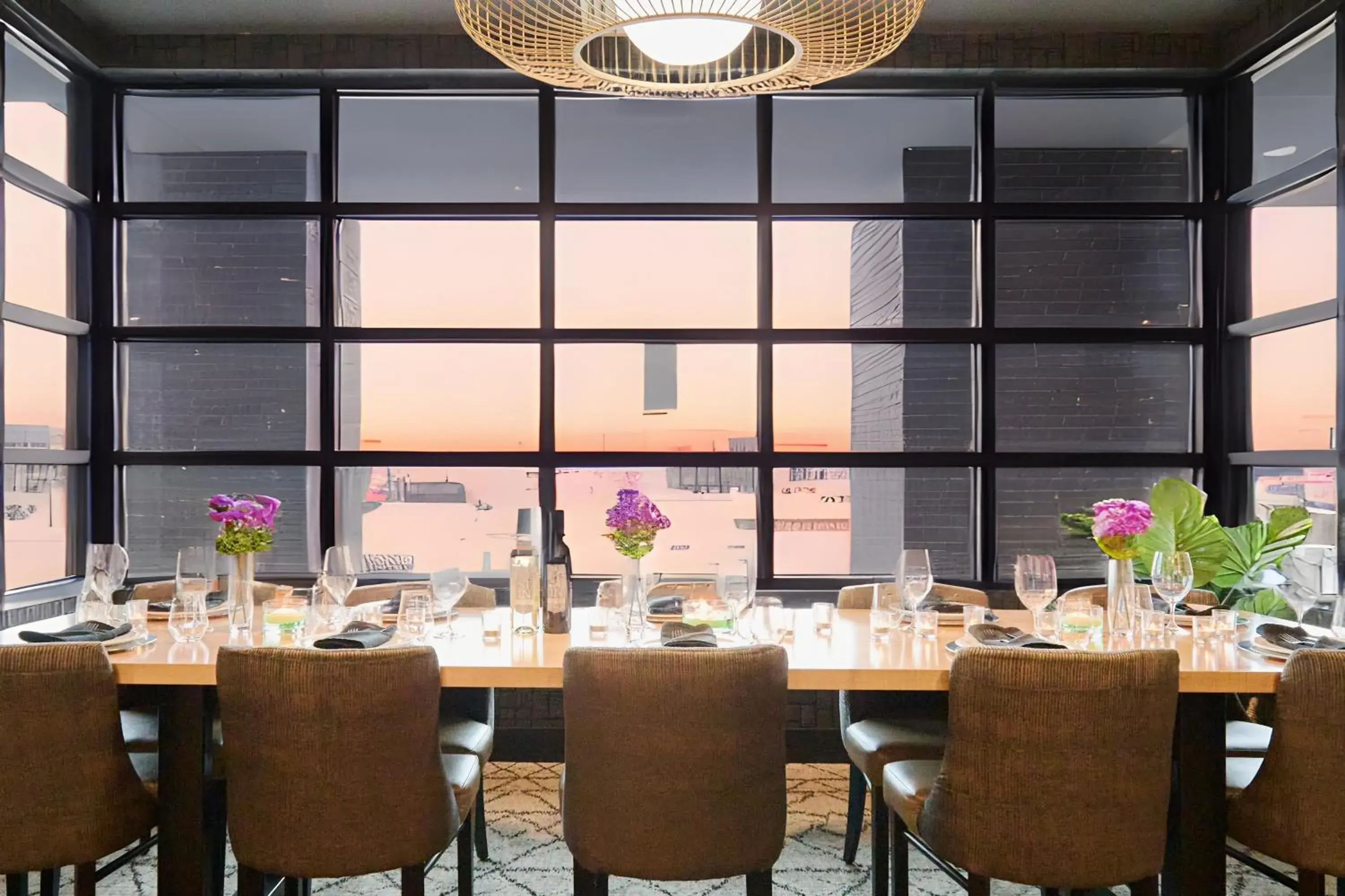 Restaurant/places to eat in Holiday Inn Hotel & Suites St.Catharines-Niagara by IHG Restaurant/places to eat in Holiday Inn Hotel & Suites St.Catharines-Niagara by IHG