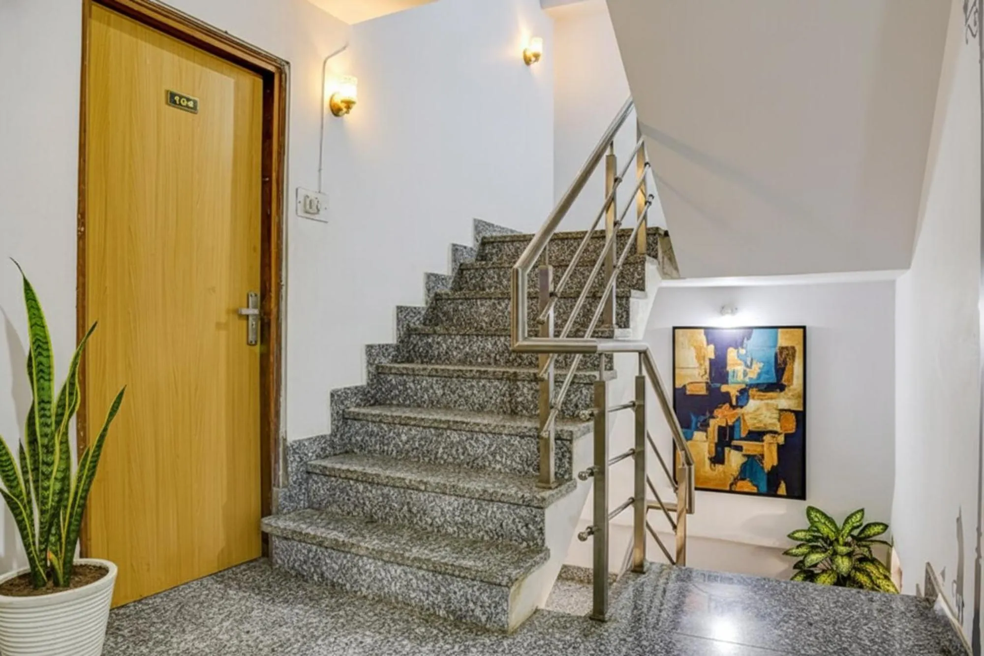 Lobby or reception in FabHotel Surbhi