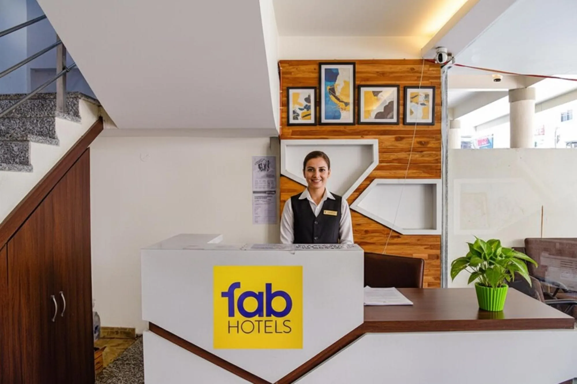 Lobby or reception in FabHotel Surbhi