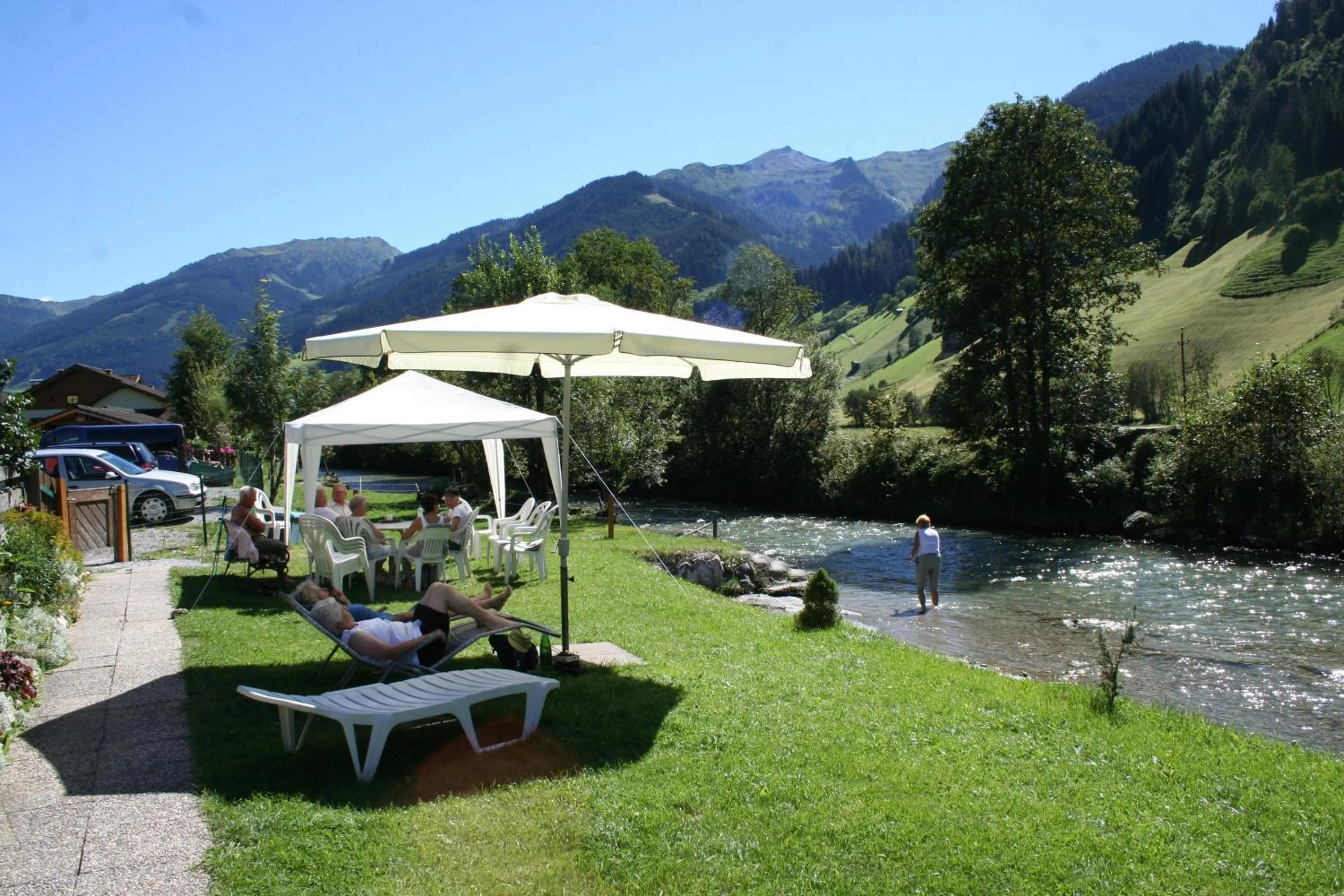 Facade/entrance in Hotel-Pension Egger