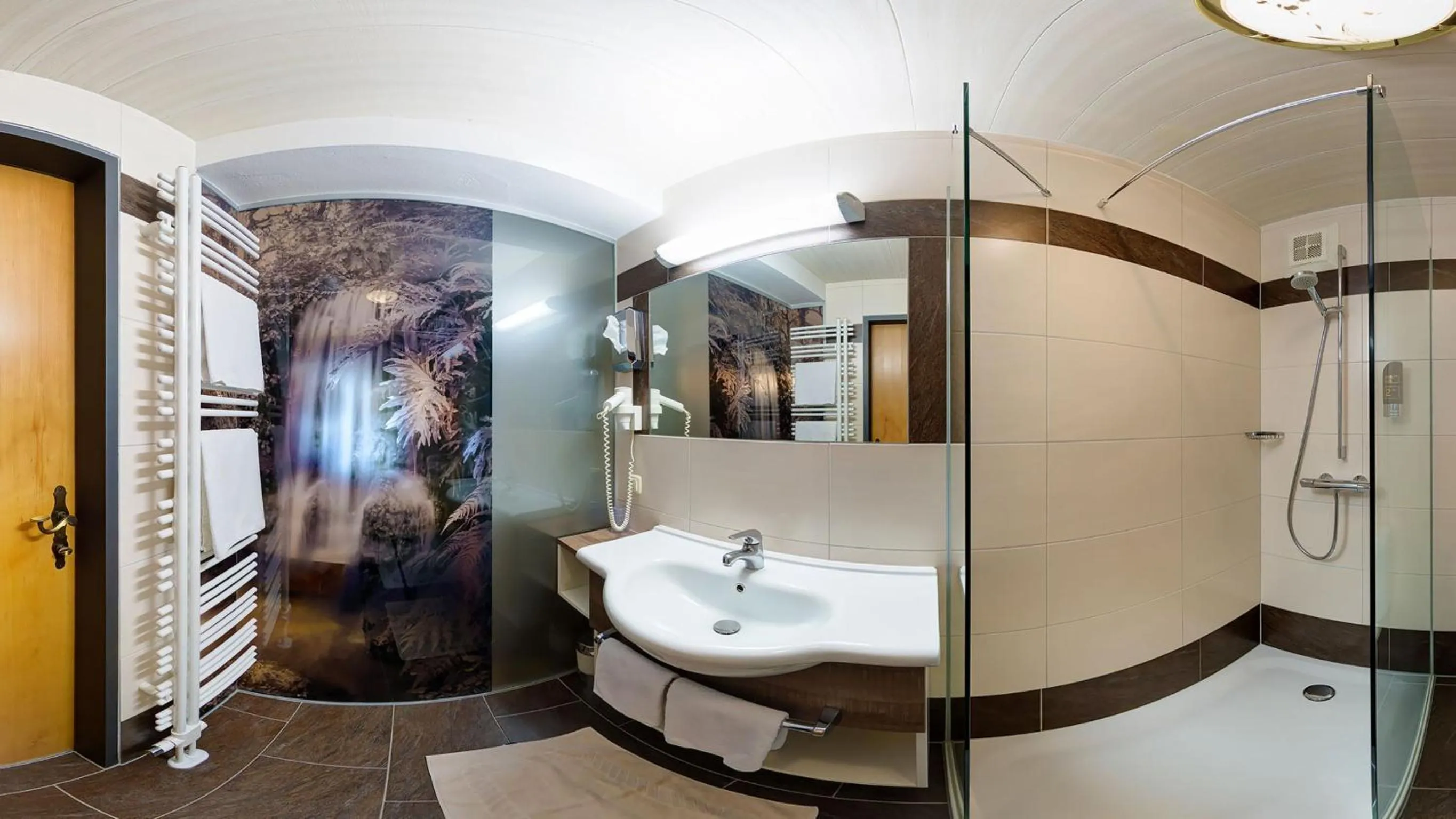 Bathroom in Hotel-Pension Egger