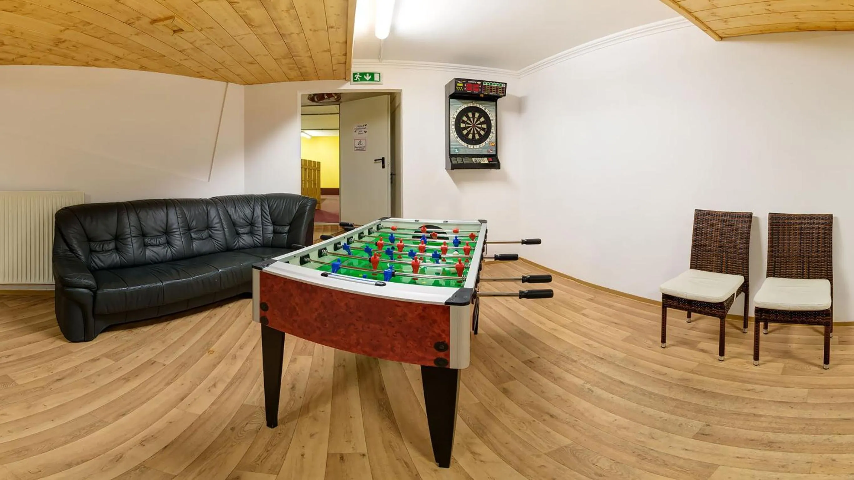Billiard in Hotel-Pension Egger