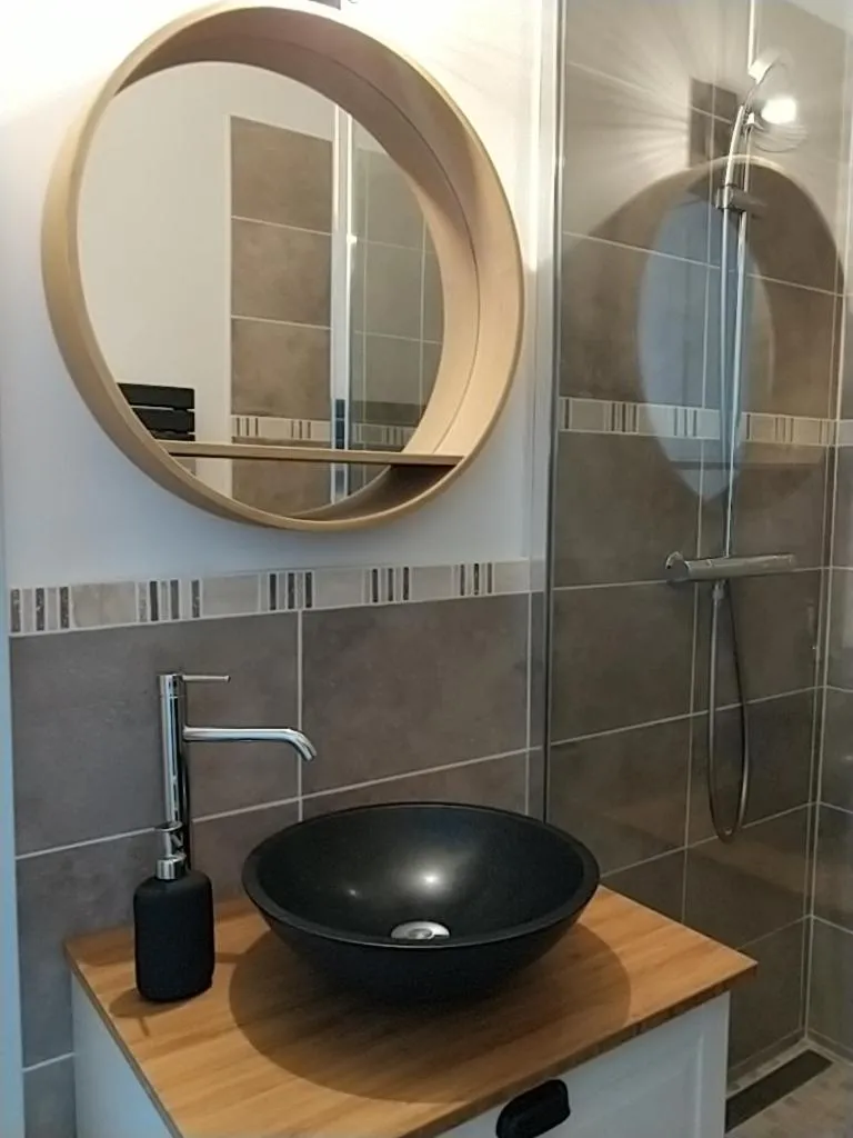 Bathroom in Studio Deauville-Les Marinas,vue mer et bassin