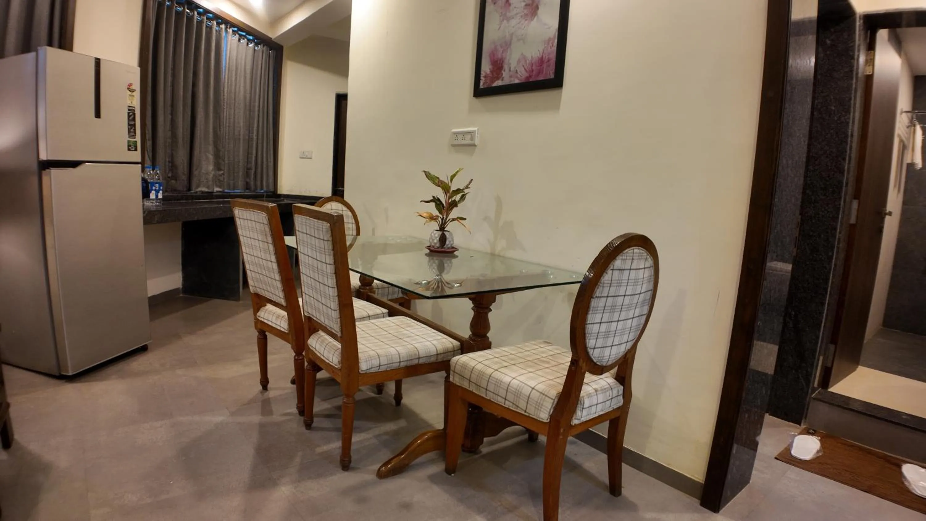Dining area in Mountain Breeze Resort, Mahabaleshwar