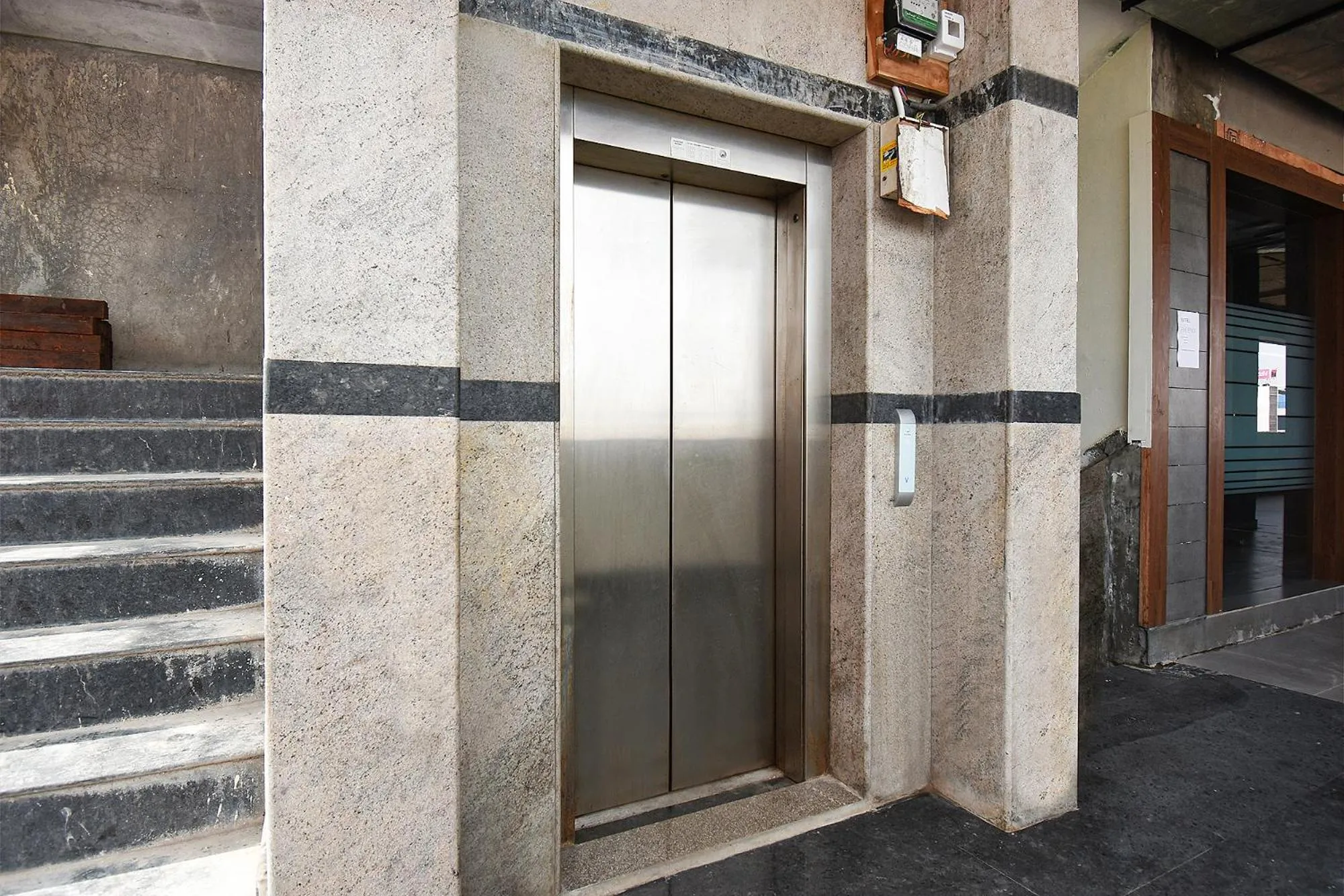 Lobby or reception in FabHotel High Rise - Marathalli