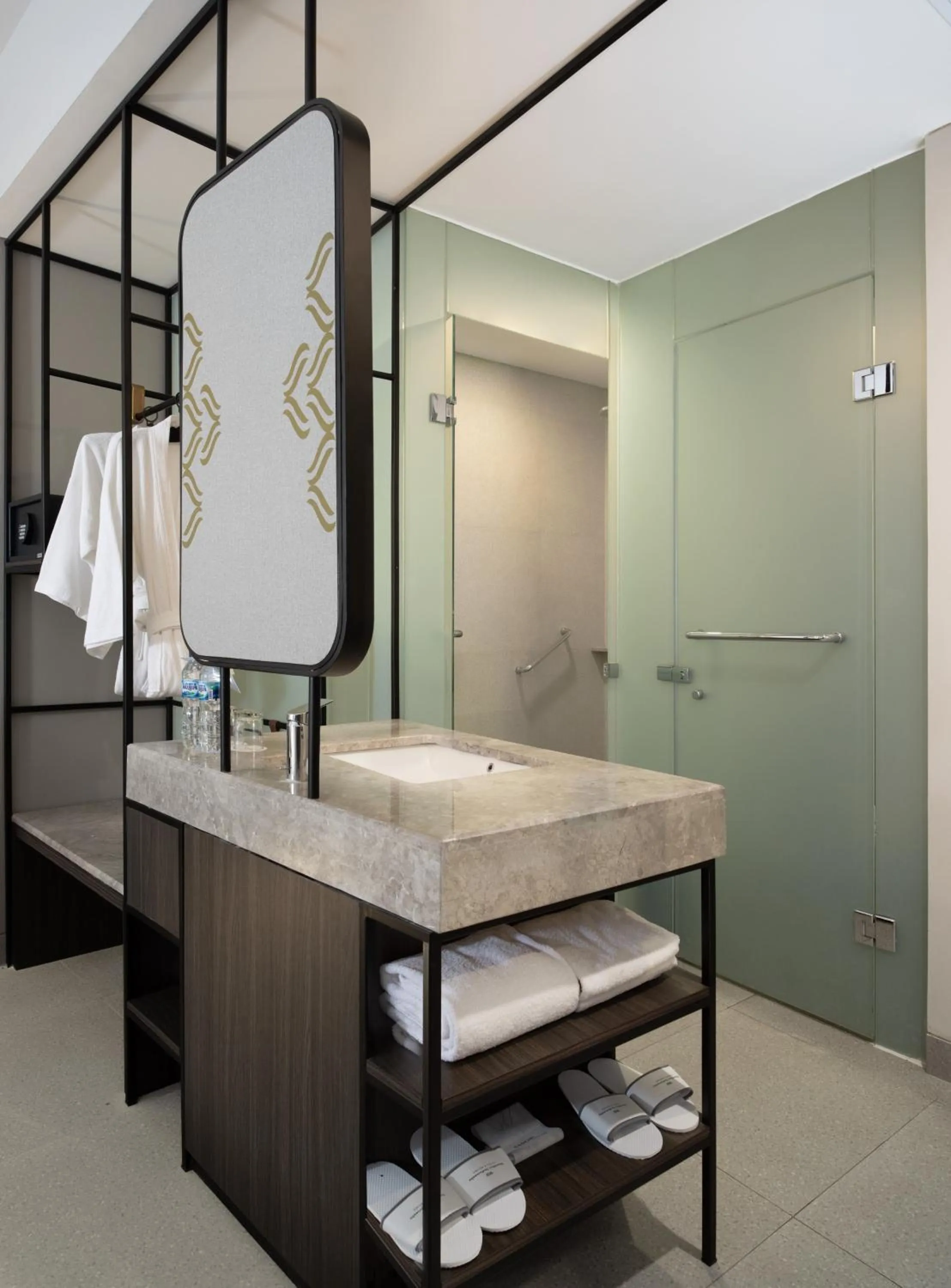 Bathroom in Hotel Santika Premiere Padang