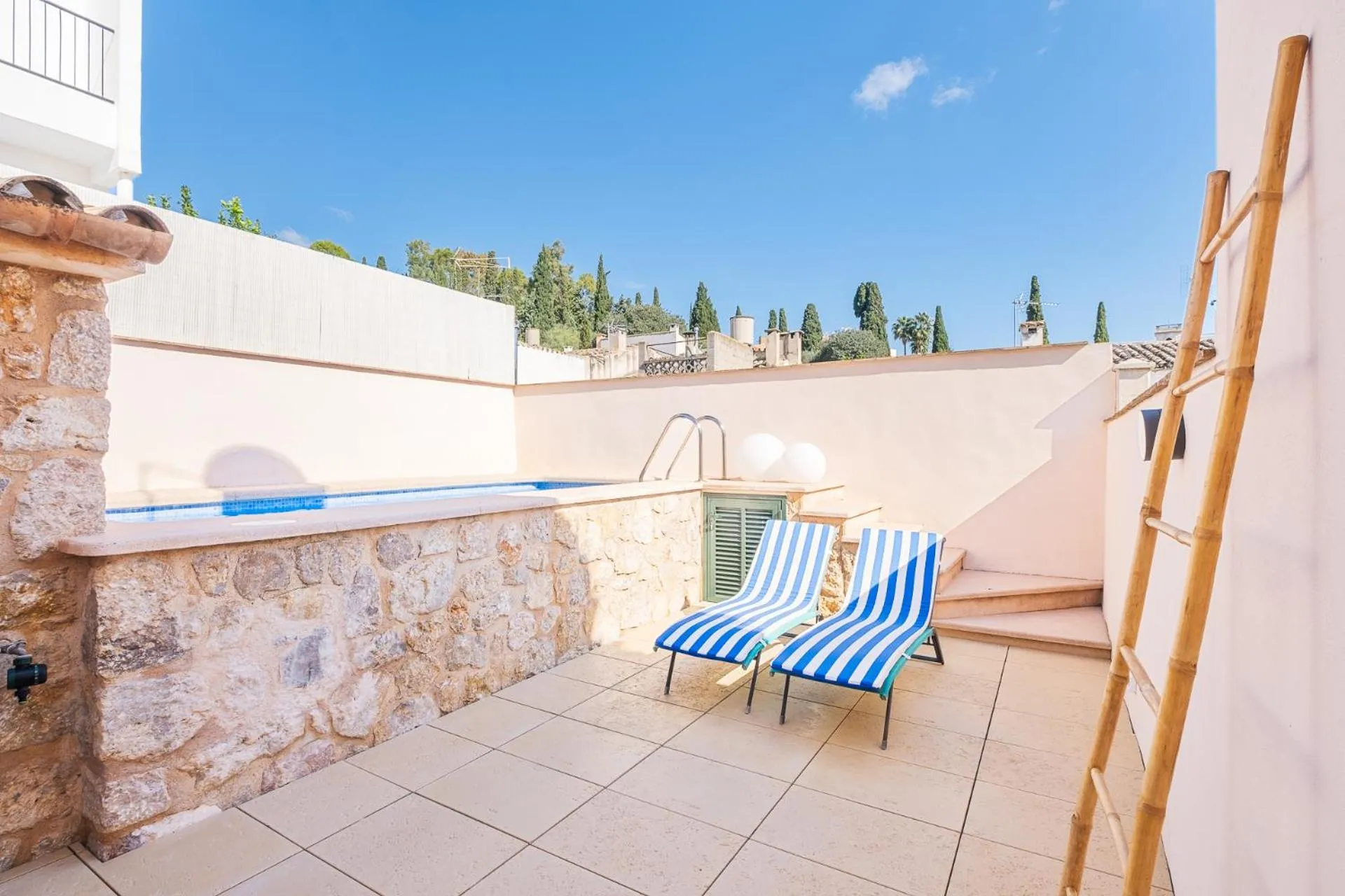 Townhouse Can Neri by SunVillas Mallorca