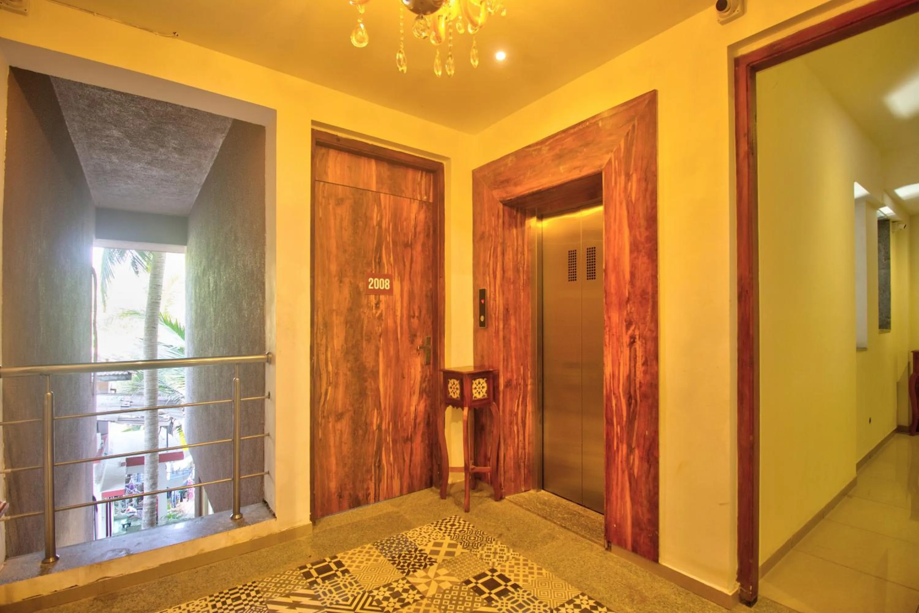 elevator in Hotel Sea Sapphire ,Calangute