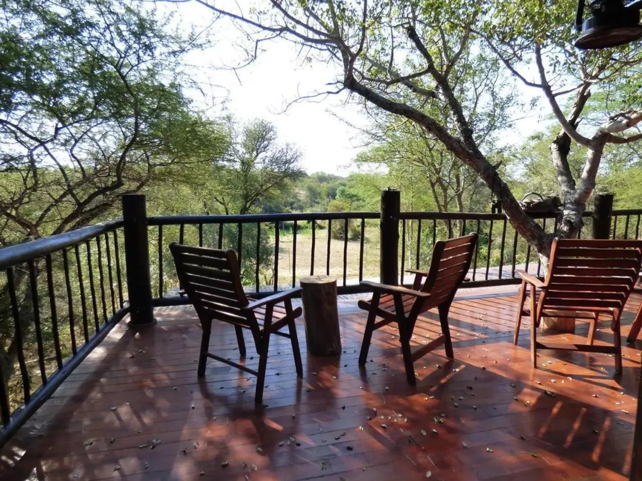 Patio in Masodini Game Lodge