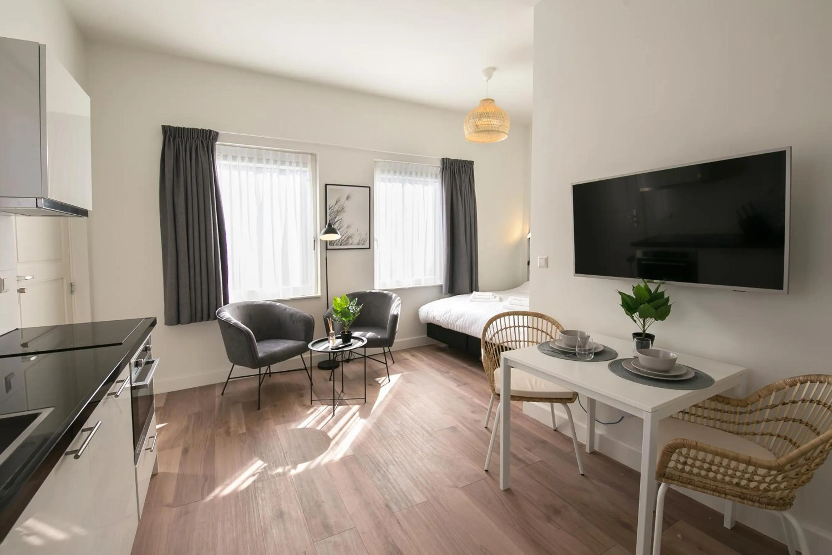 Photo of the whole room in Four Star Apartments - Keizerstraat