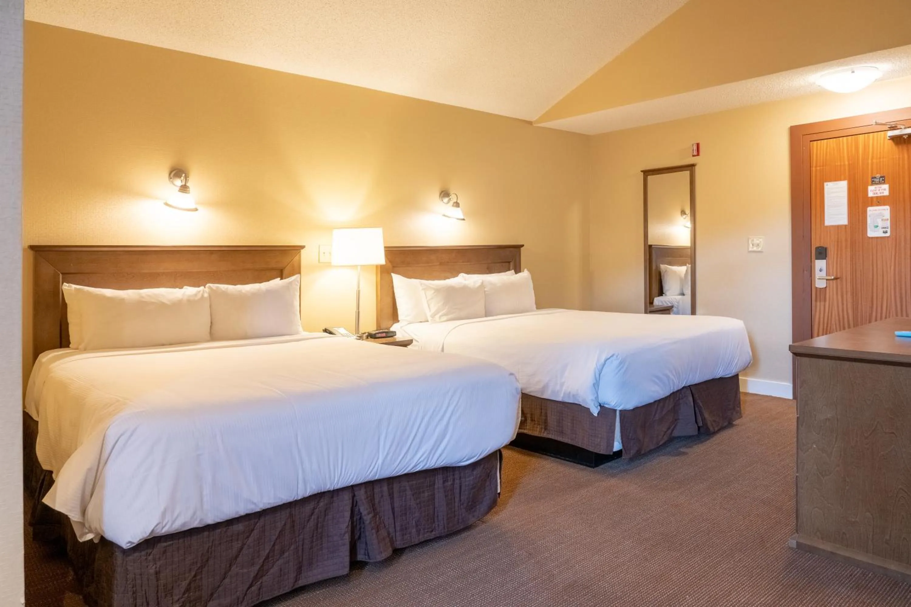 Bed in Irwin's Mountain Inn