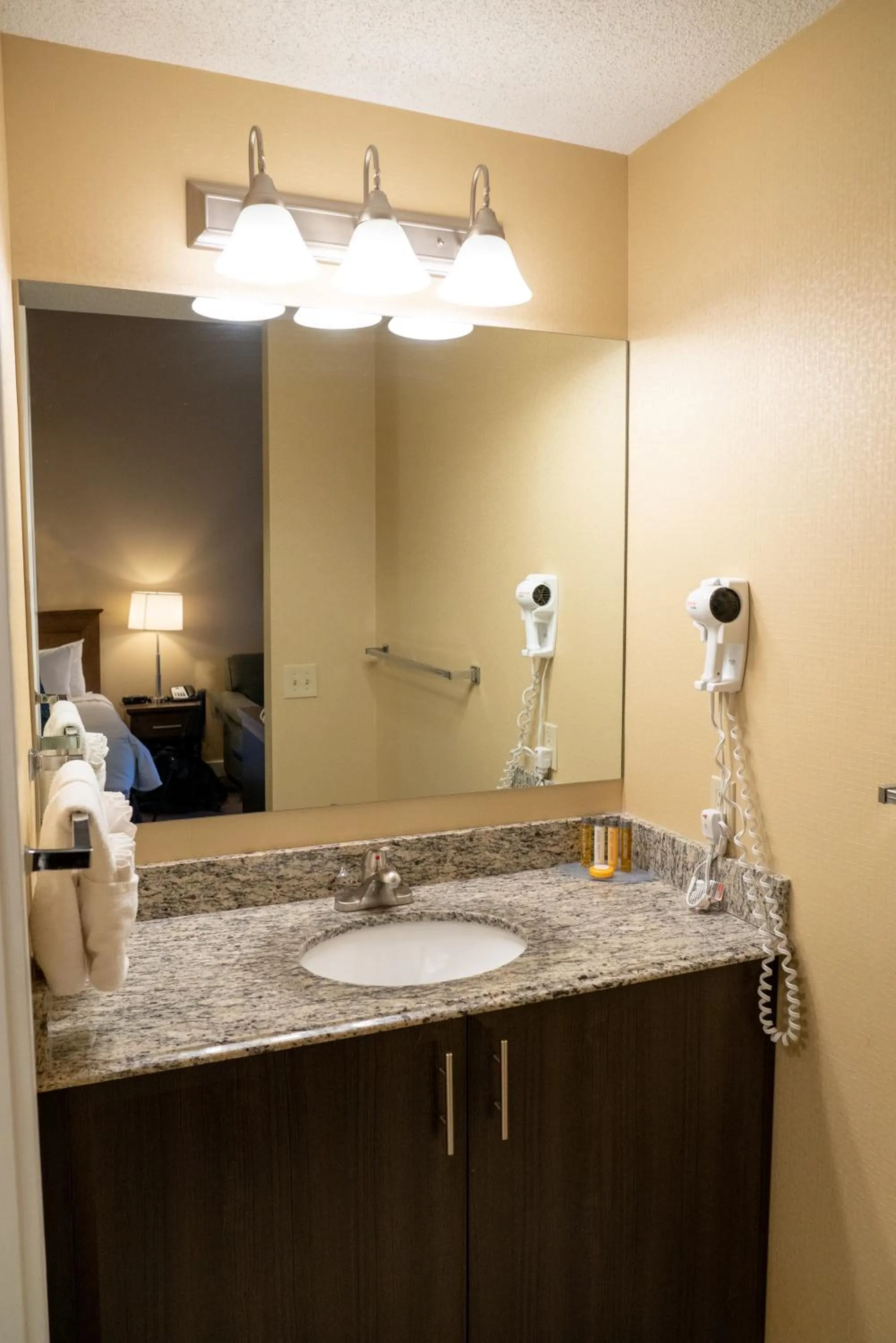 Bathroom in Irwin's Mountain Inn