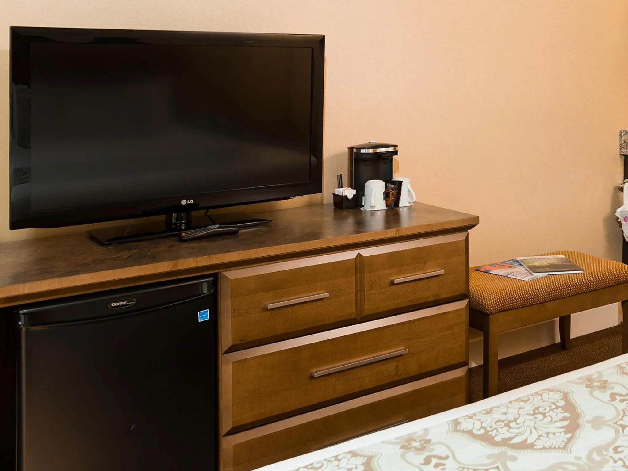 TV and multimedia in Irwin's Mountain Inn