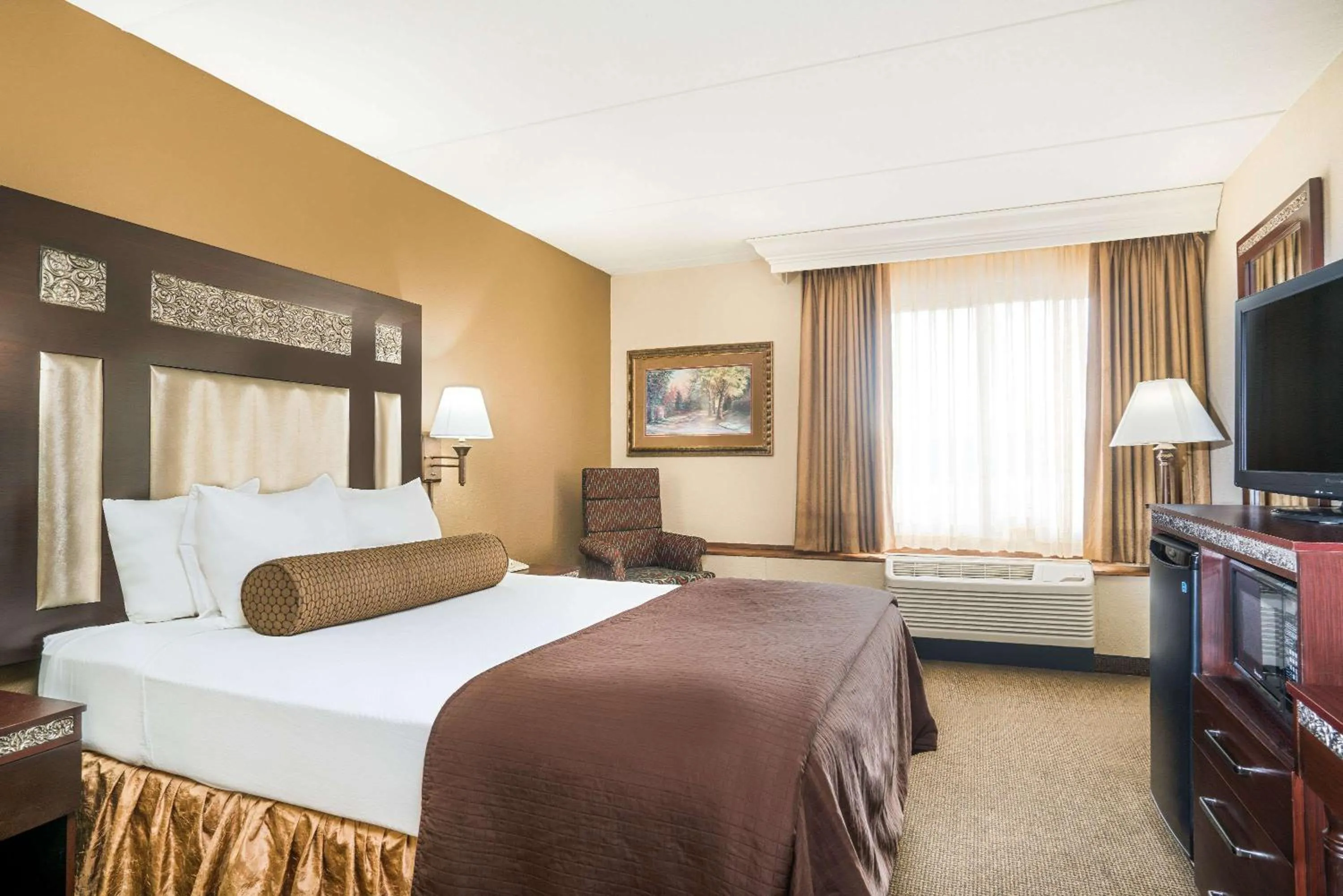 Photo of the whole room in Ramada by Wyndham Plymouth Hotel & Conference Center