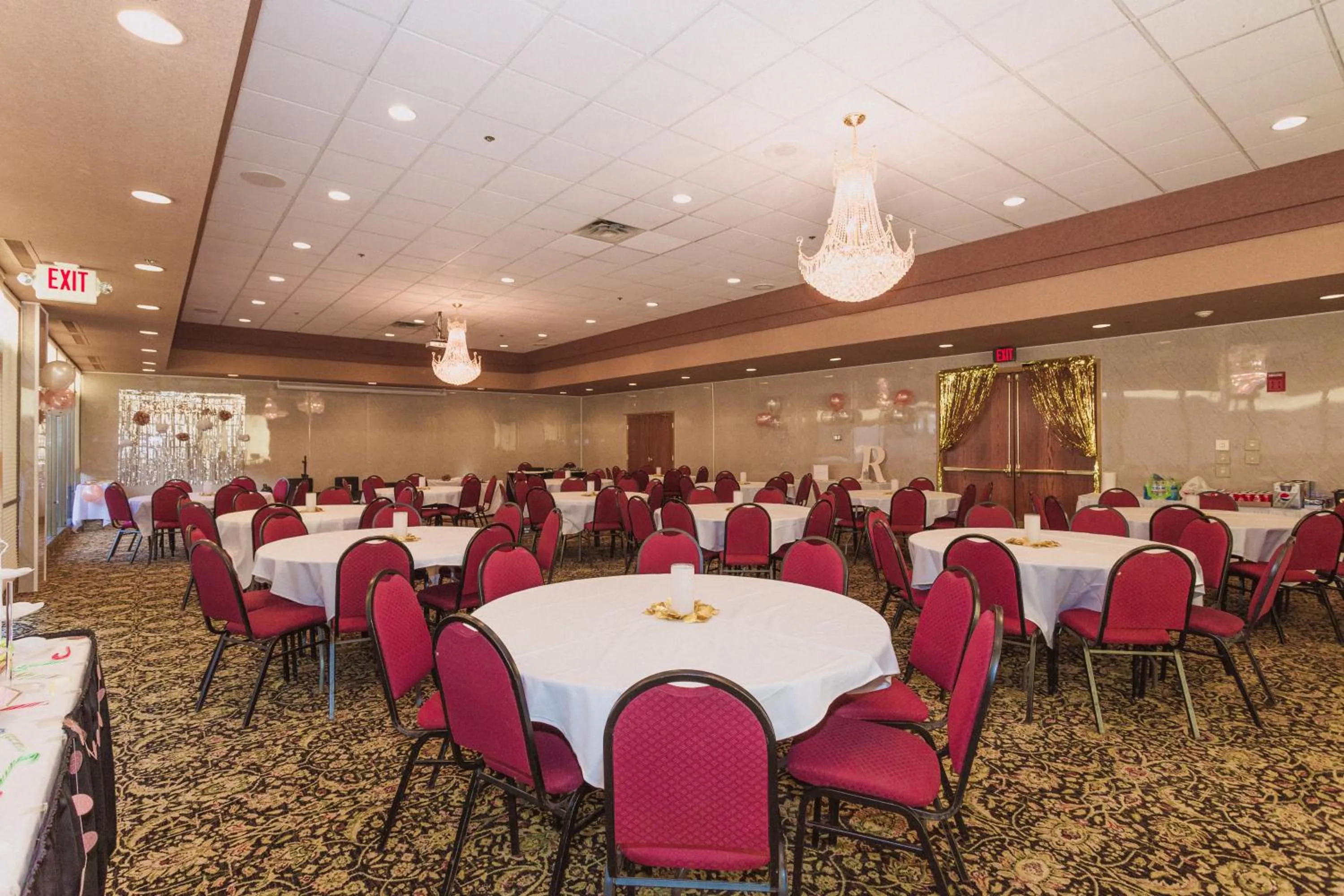 Banquet/Function facilities in Ramada by Wyndham Plymouth Hotel & Conference Center