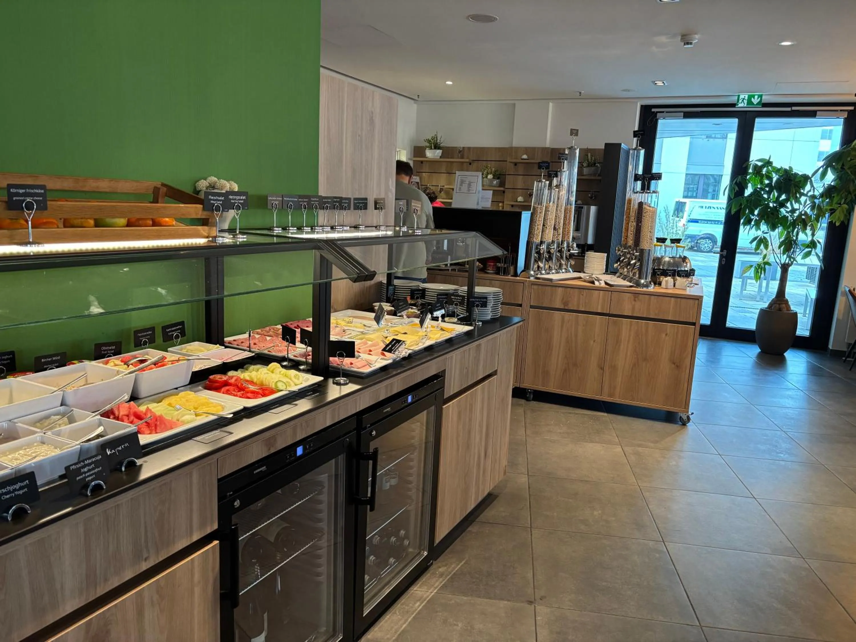 Breakfast in Best Western Hotel Airport Frankfurt