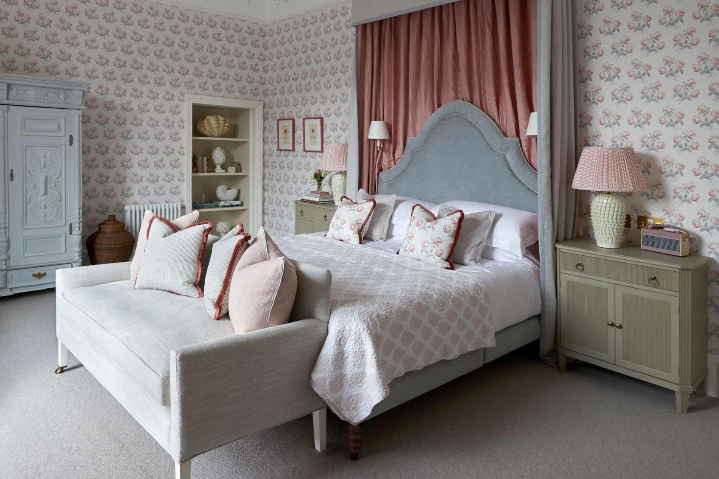 Bed in Leonardslee House at Leonardslee Lakes & Gardens