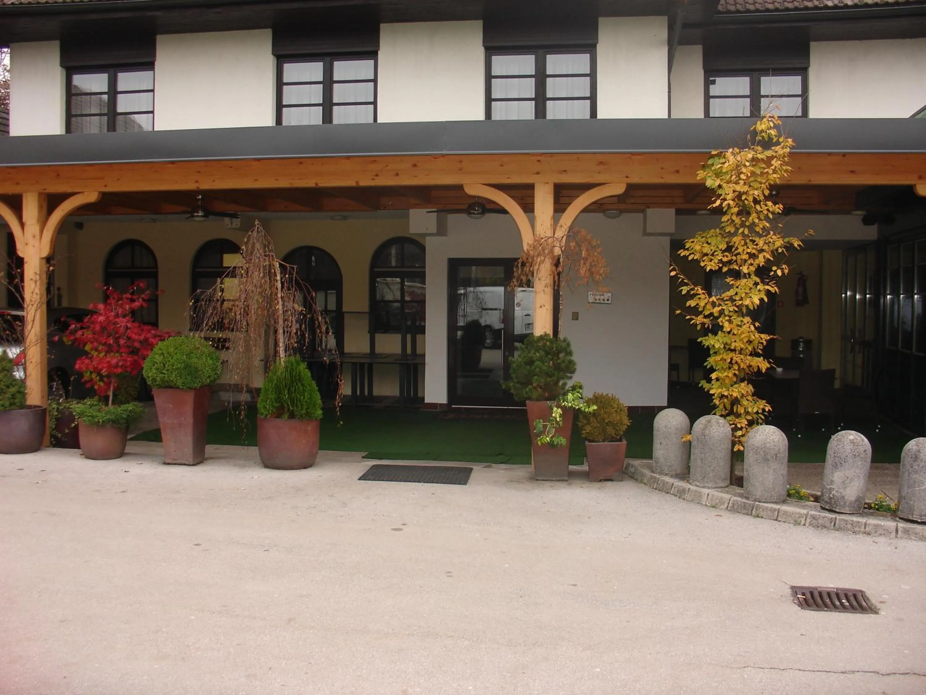 Facade/entrance in B&B Janežič