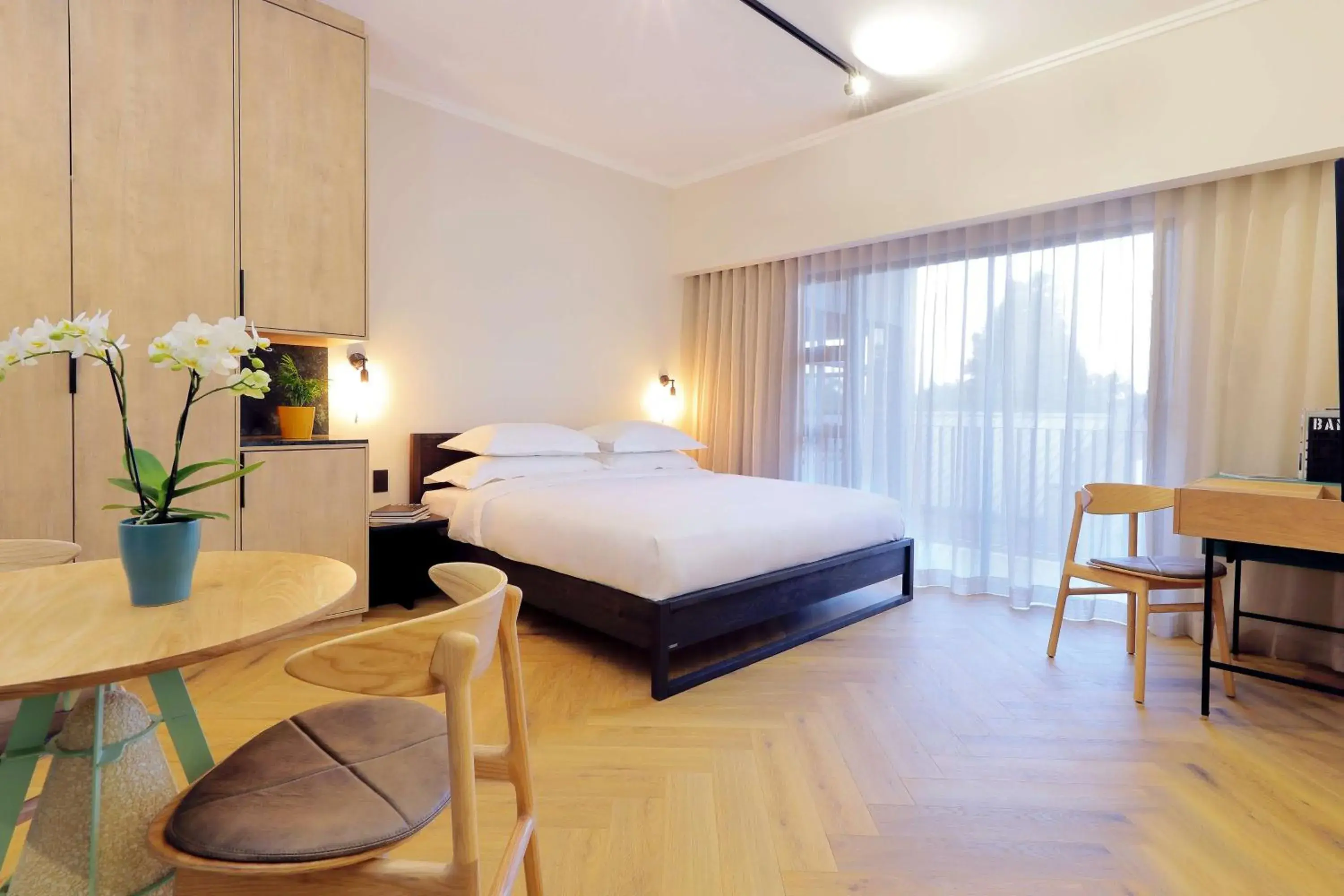 Photo of the whole room, Bed in Hyatt House Johannesburg, Sandton Photo of the whole room, Bed in Hyatt House Johannesburg, Sandton