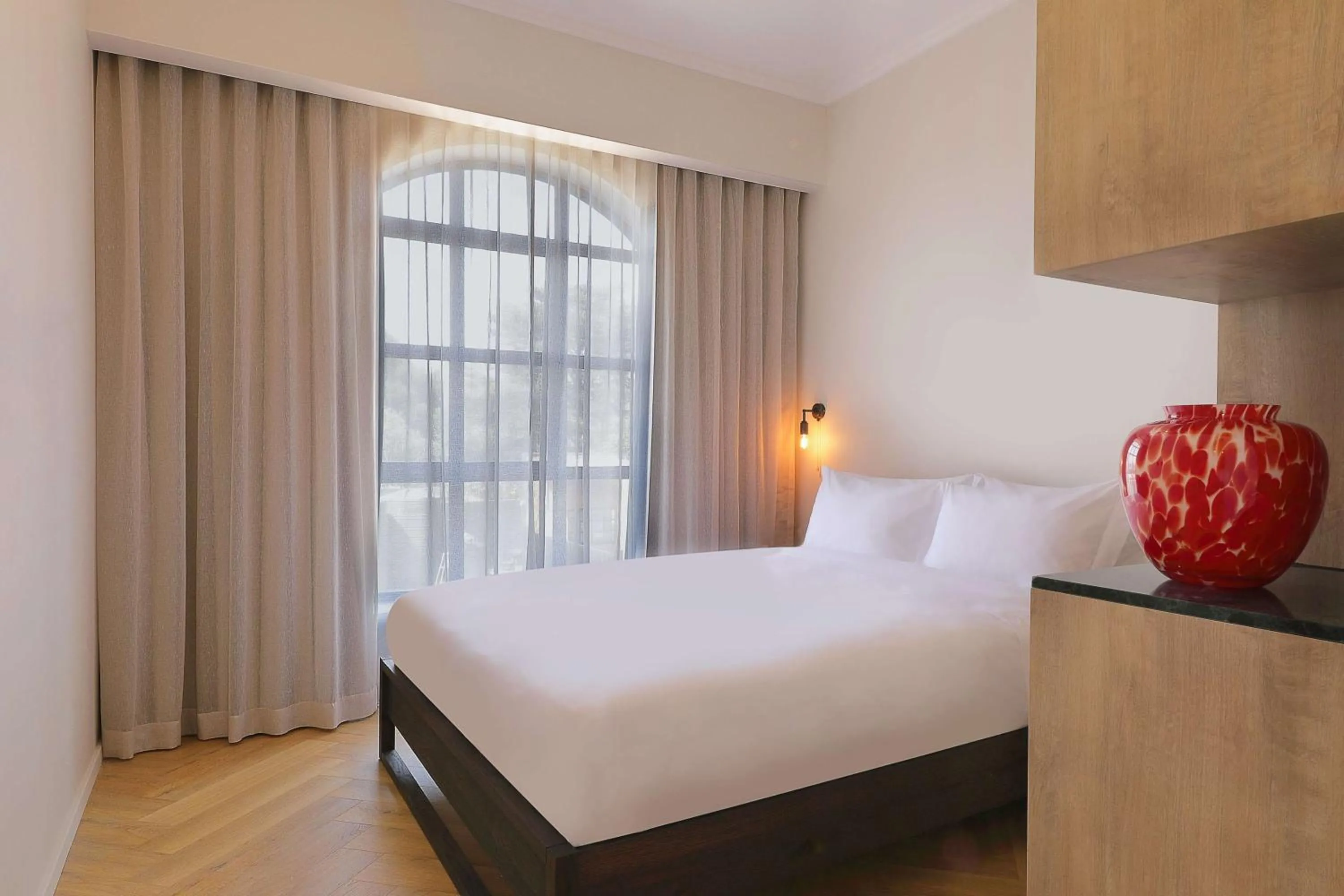 Bedroom, Bed in Hyatt House Johannesburg, Sandton