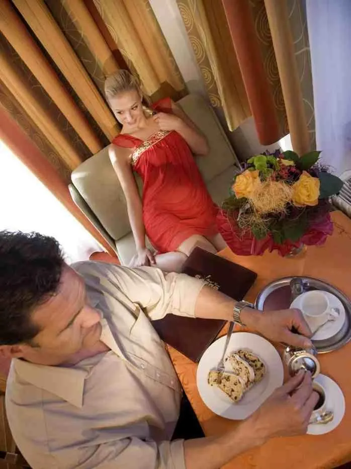 Guests in Hotel Sonne