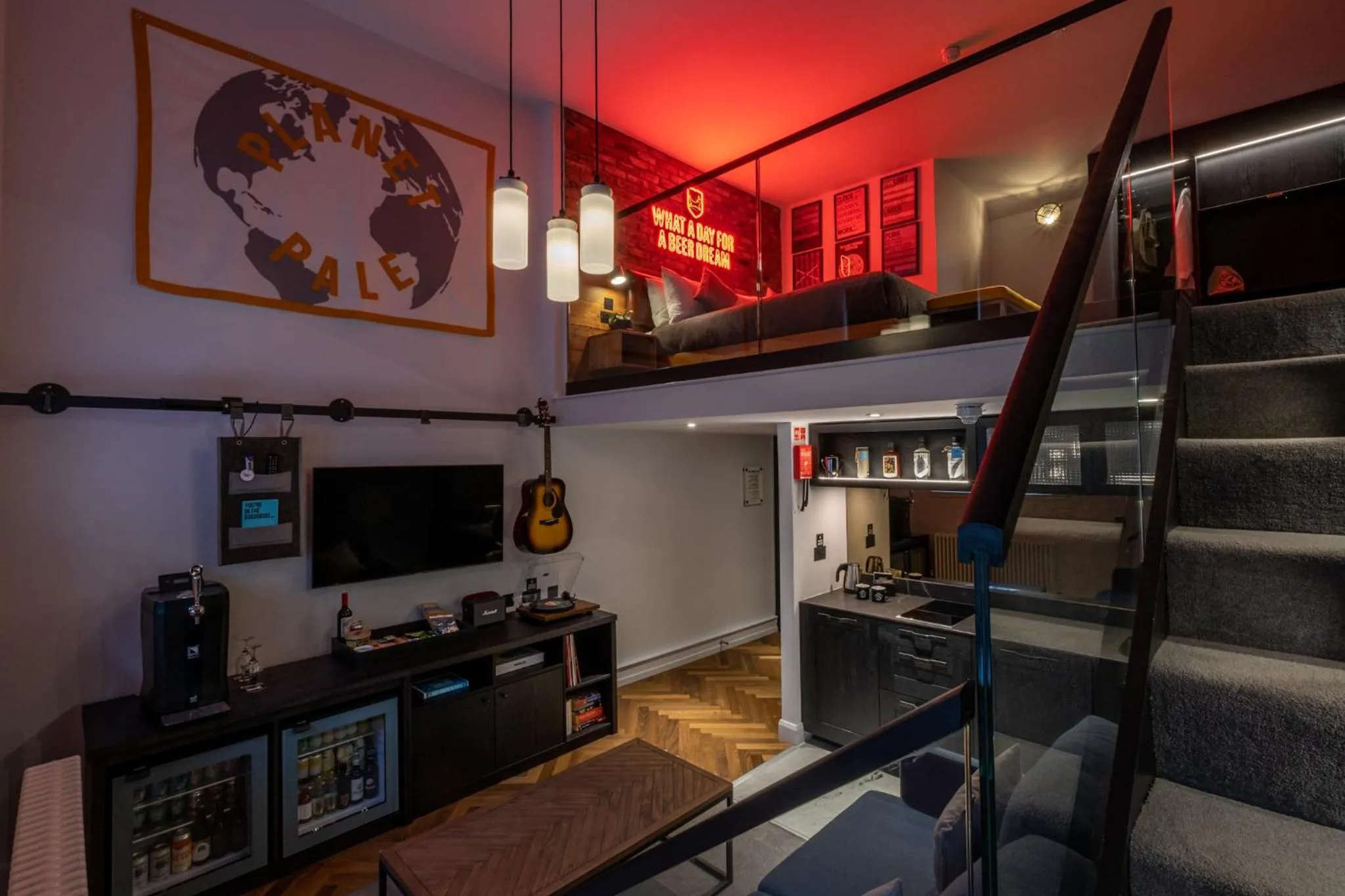 Bedroom in BrewDog DogHouse Edinburgh