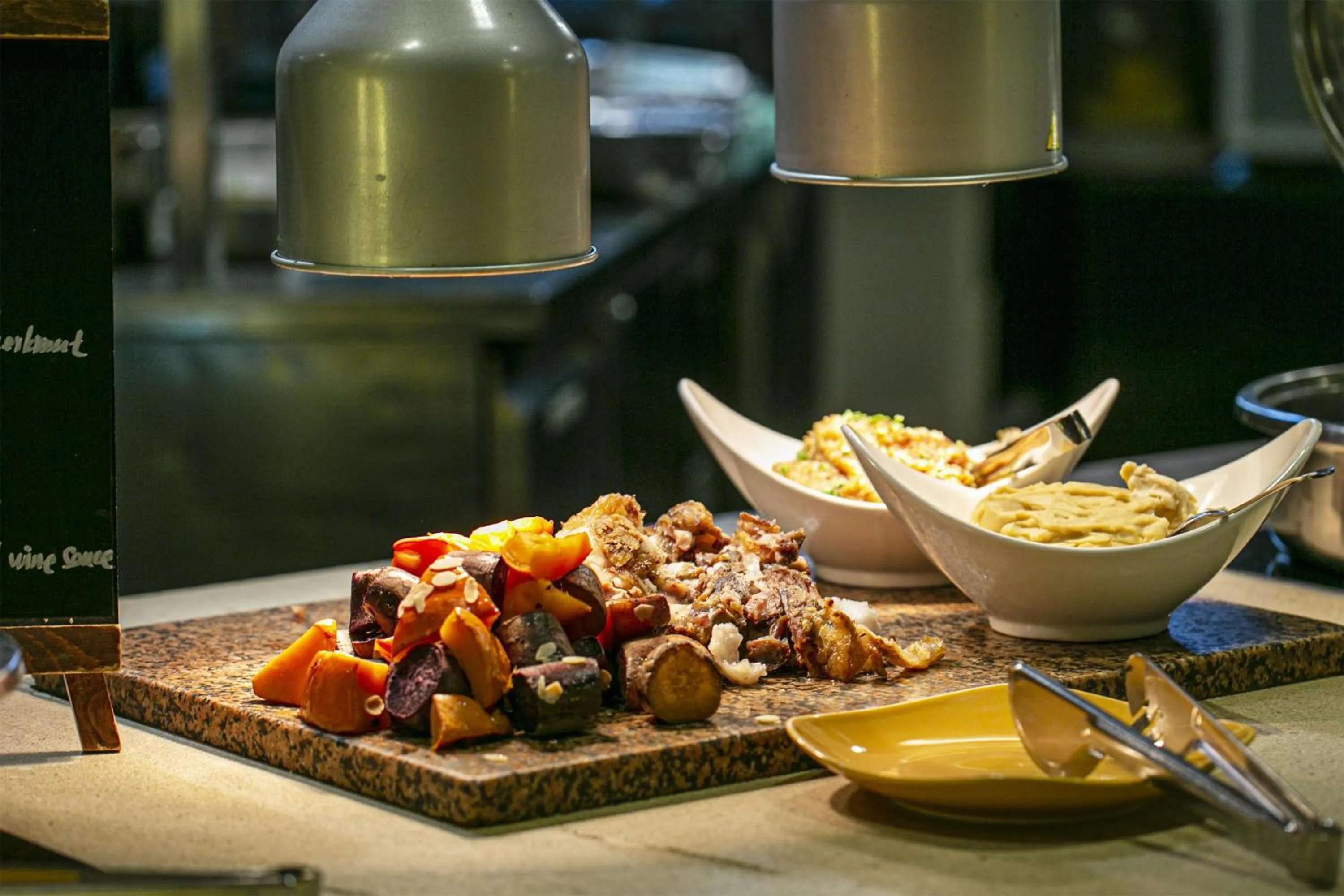 Restaurant/places to eat in Kempinski Hotel Dalian