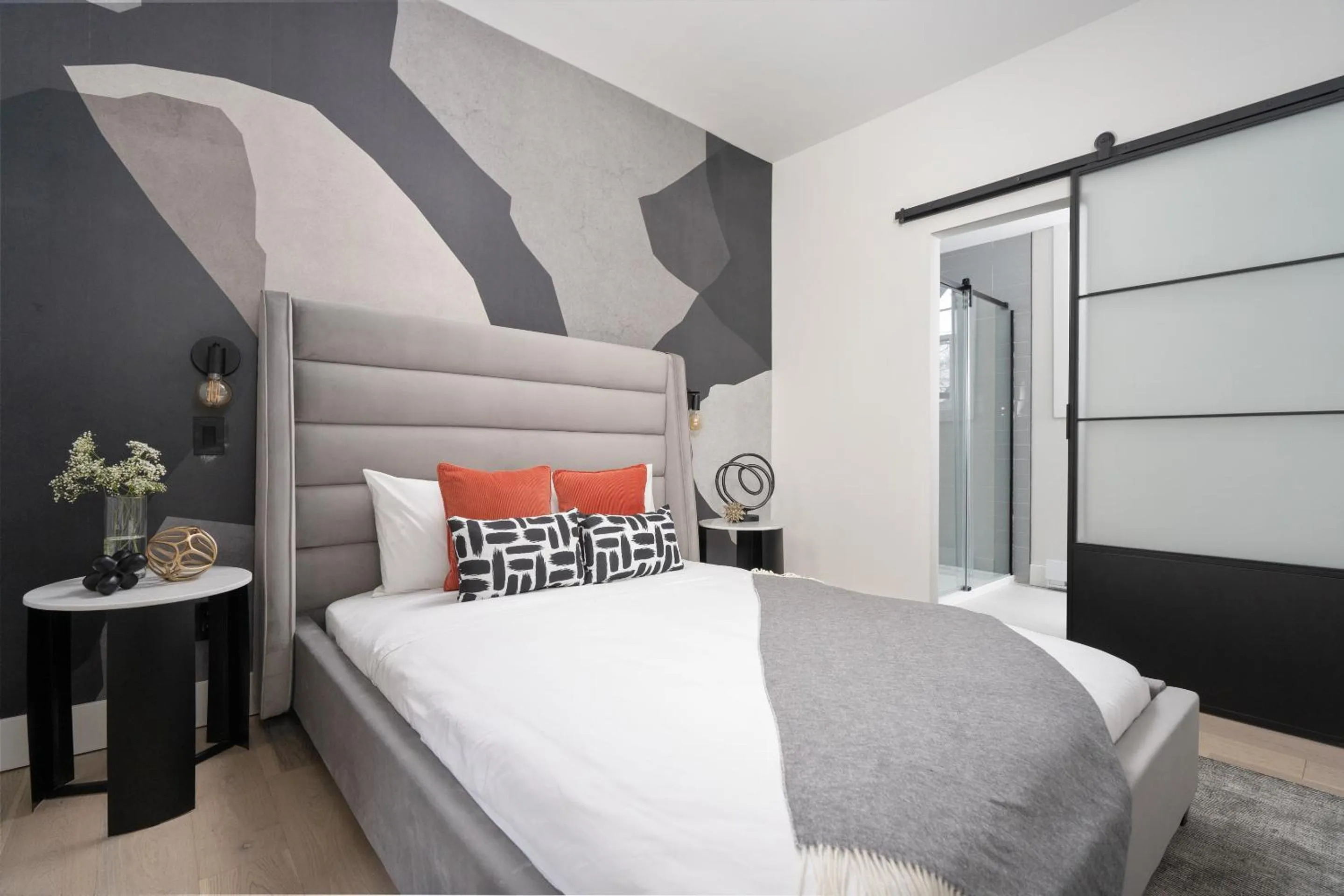 Bedroom, Bed in François-Denis Apartments