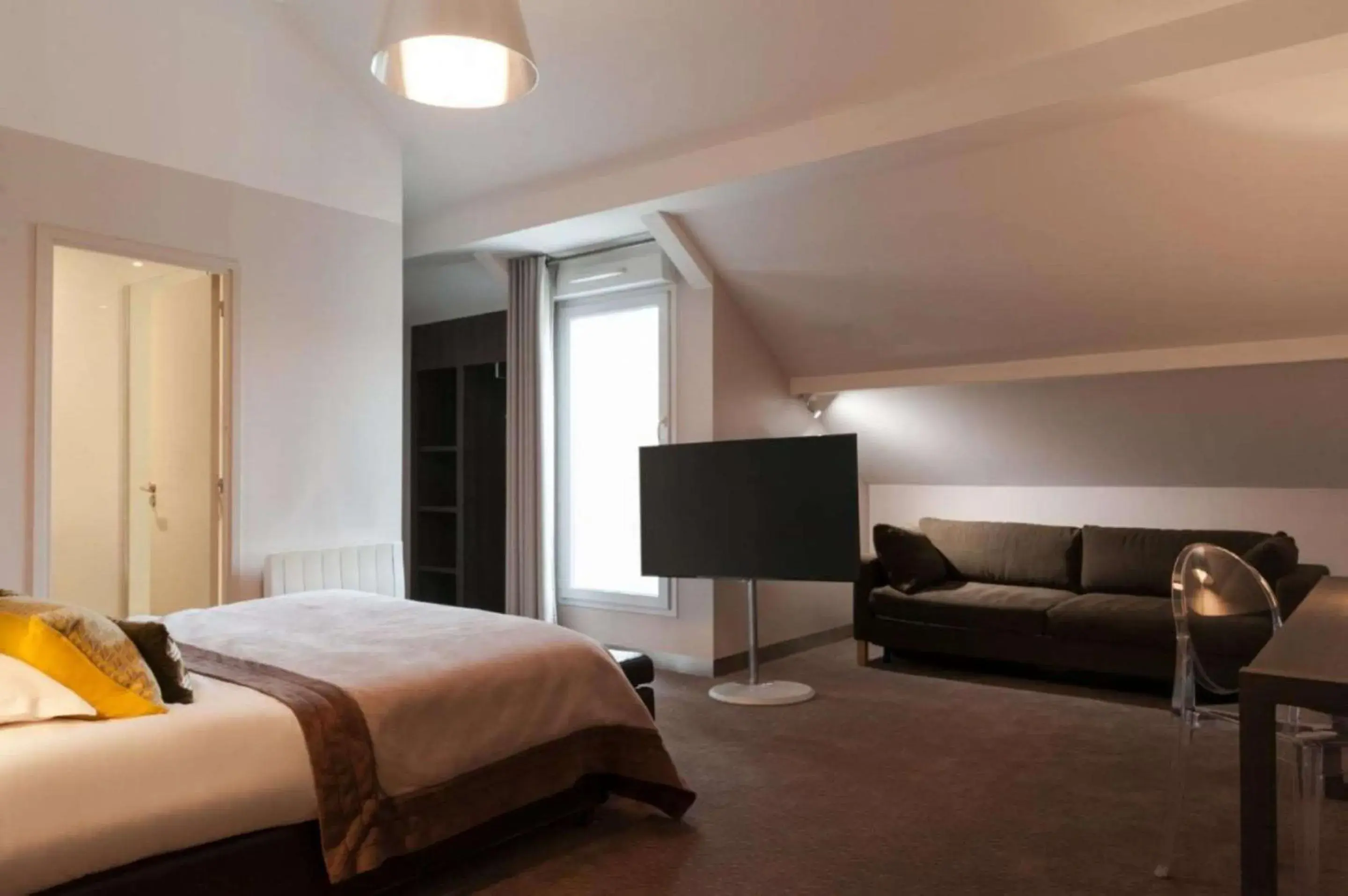 Bedroom, Bed in Best Western Hotel Acadie Paris Nord Villepinte