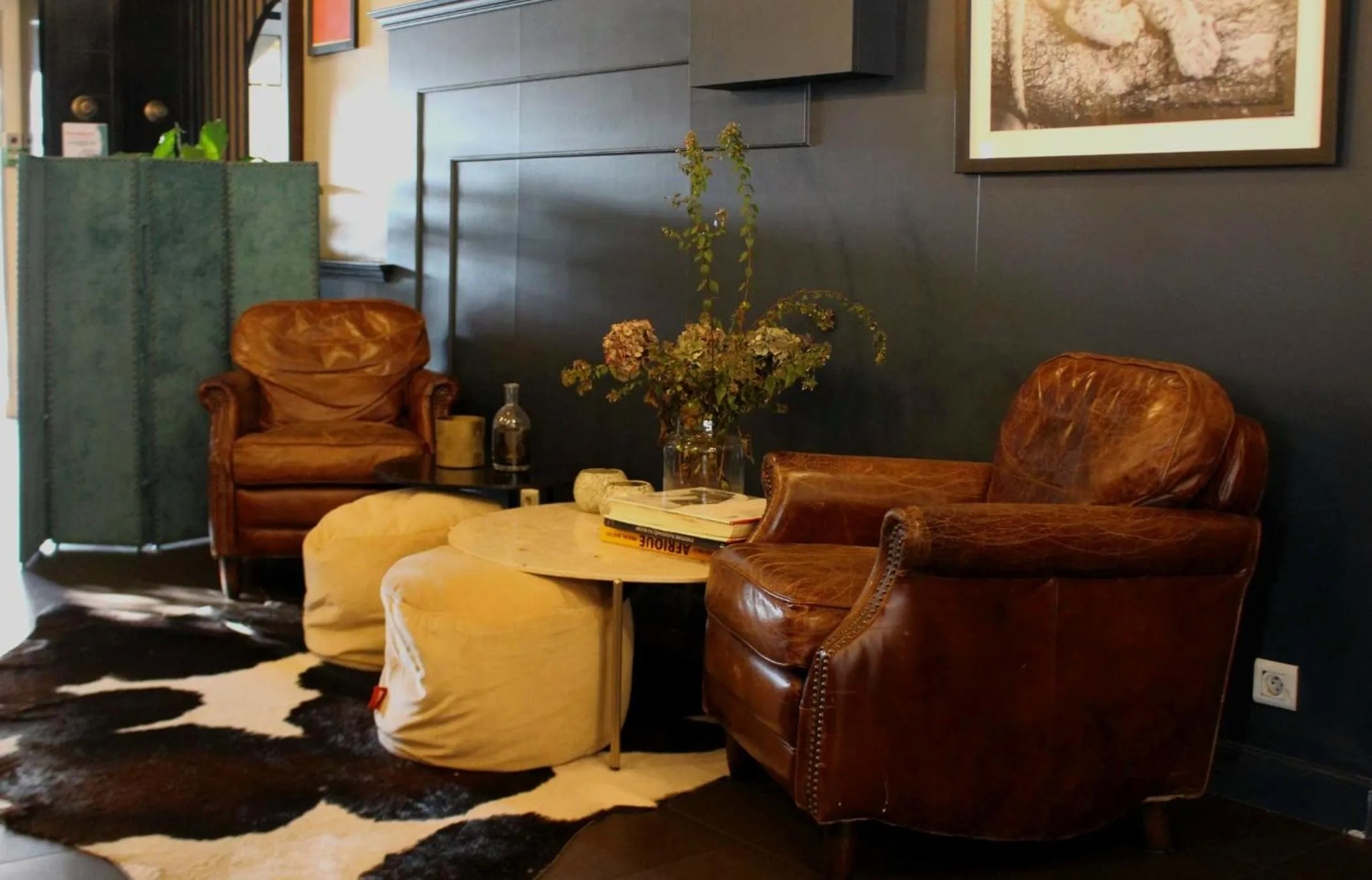 Seating area in Best Western Hotel Acadie Paris Nord Villepinte