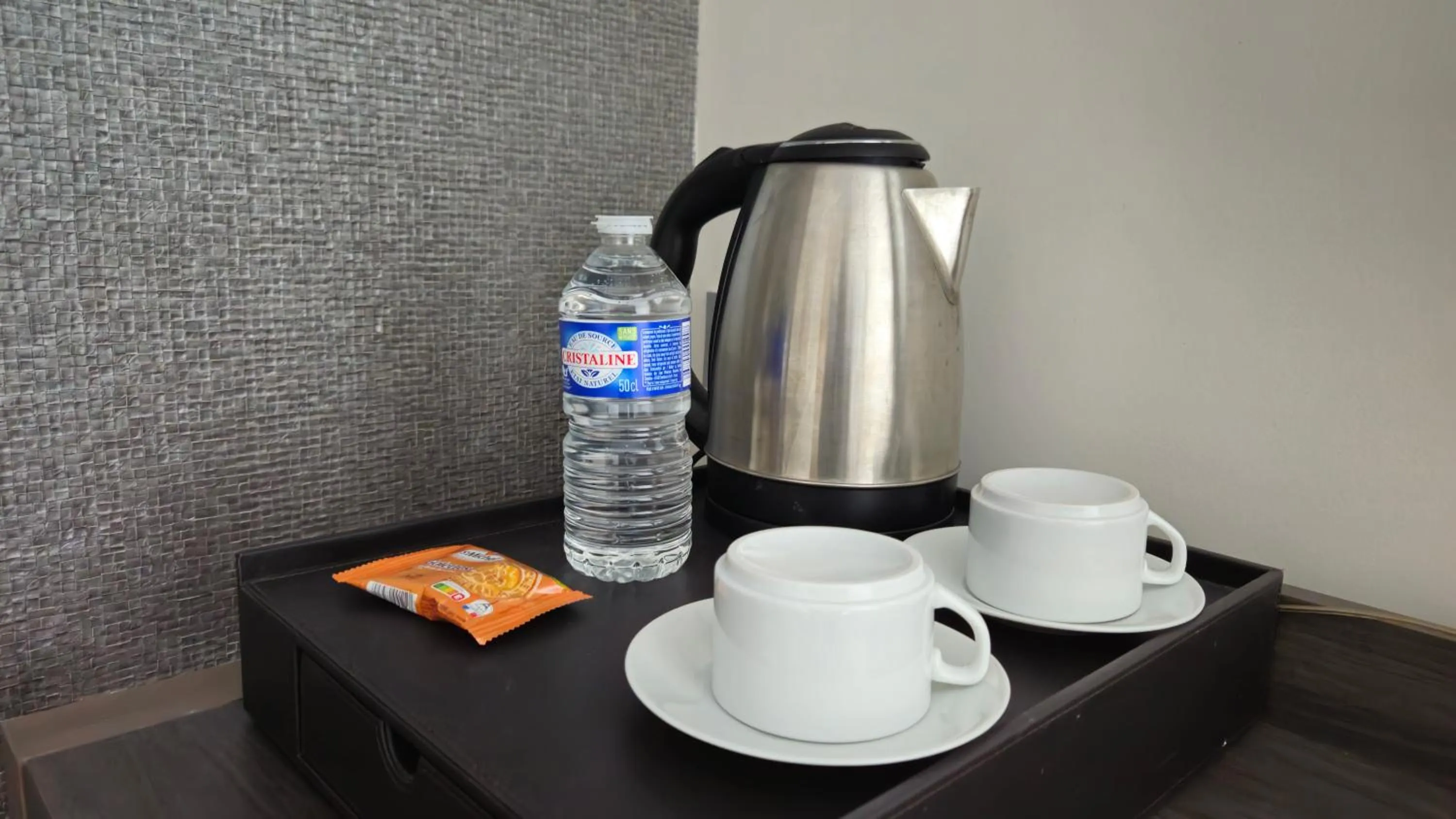 Coffee/tea facilities in Best Western Hotel Acadie Paris Nord Villepinte
