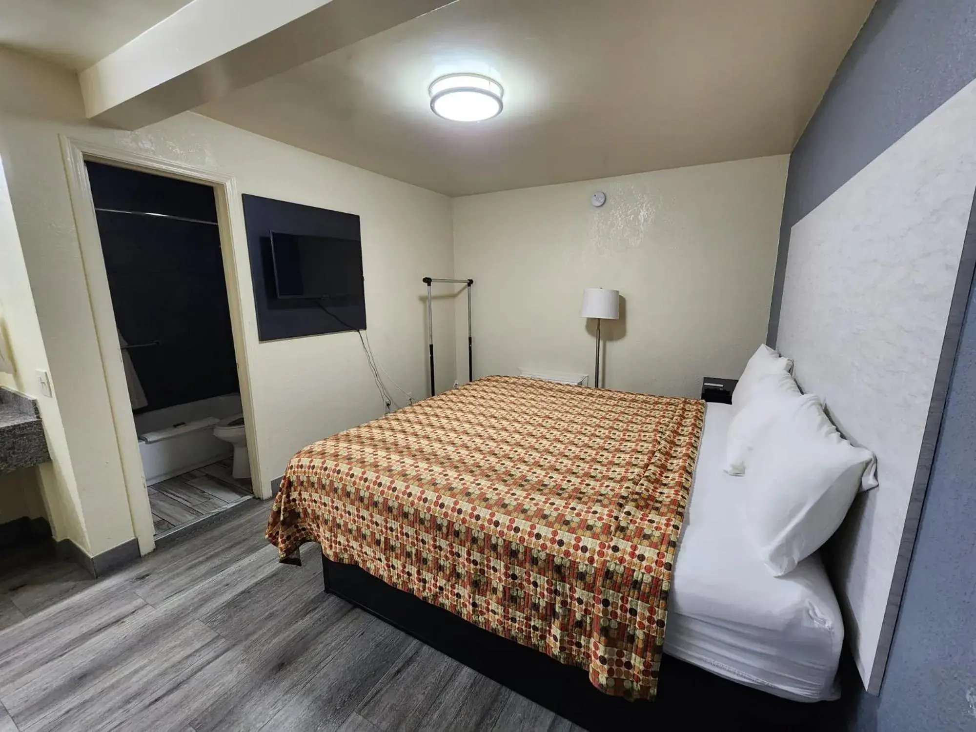 Bed in Green Garden Inn Bed in Green Garden Inn