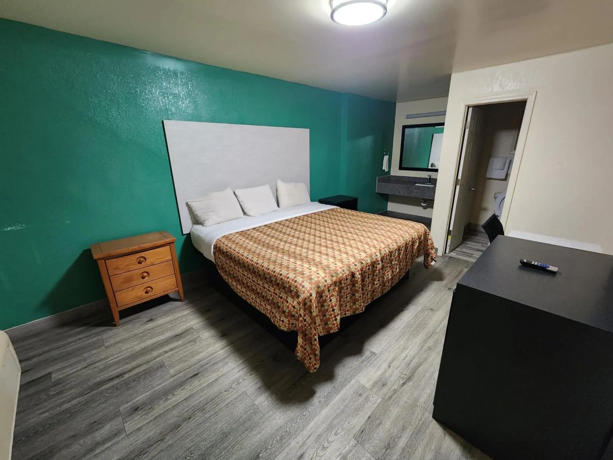 Bed in Green Garden Inn