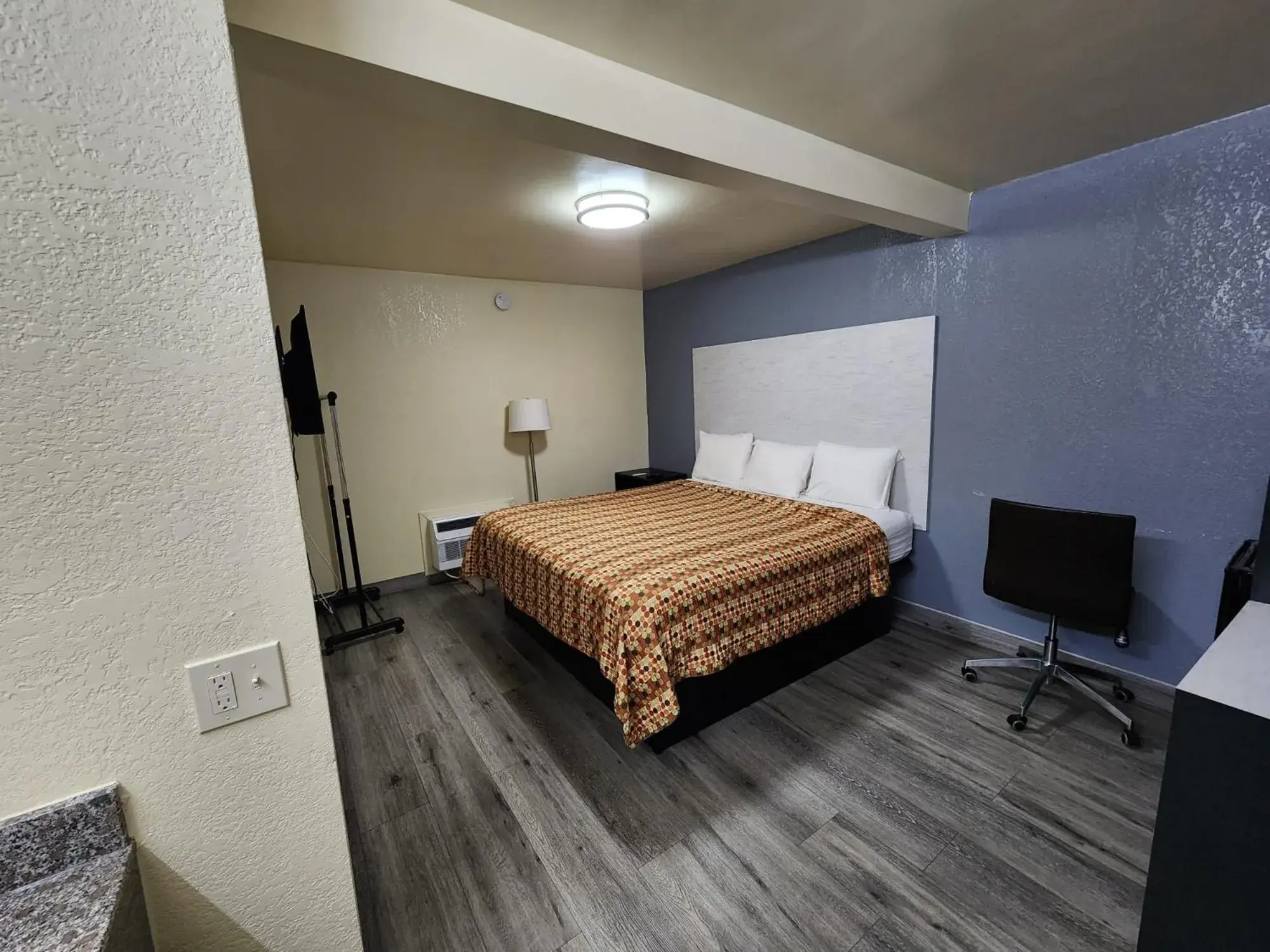 Bed in Green Garden Inn Bed in Green Garden Inn