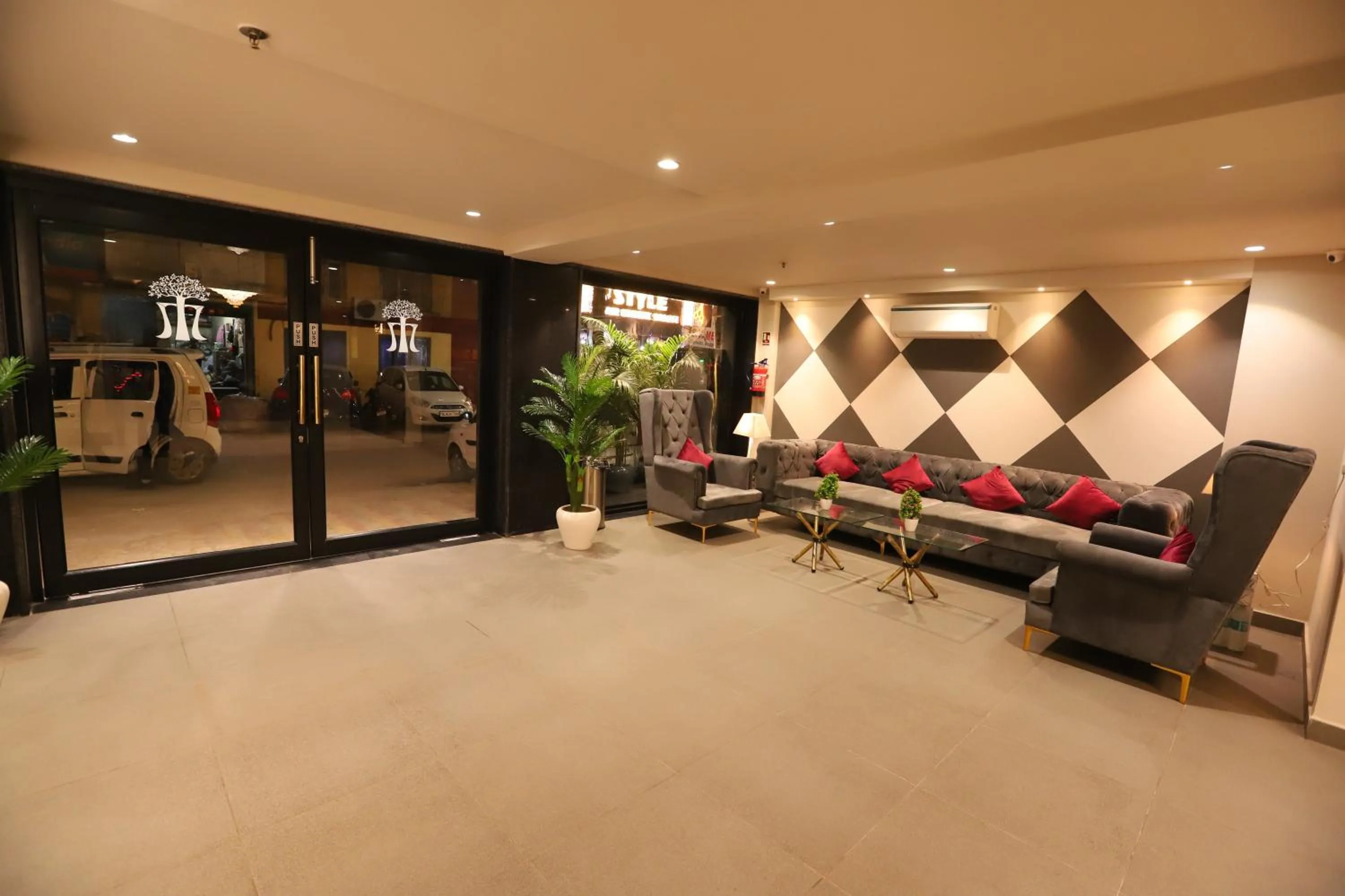 Facade/entrance in Hotel The Magic Tree - Paharganj New Delhi