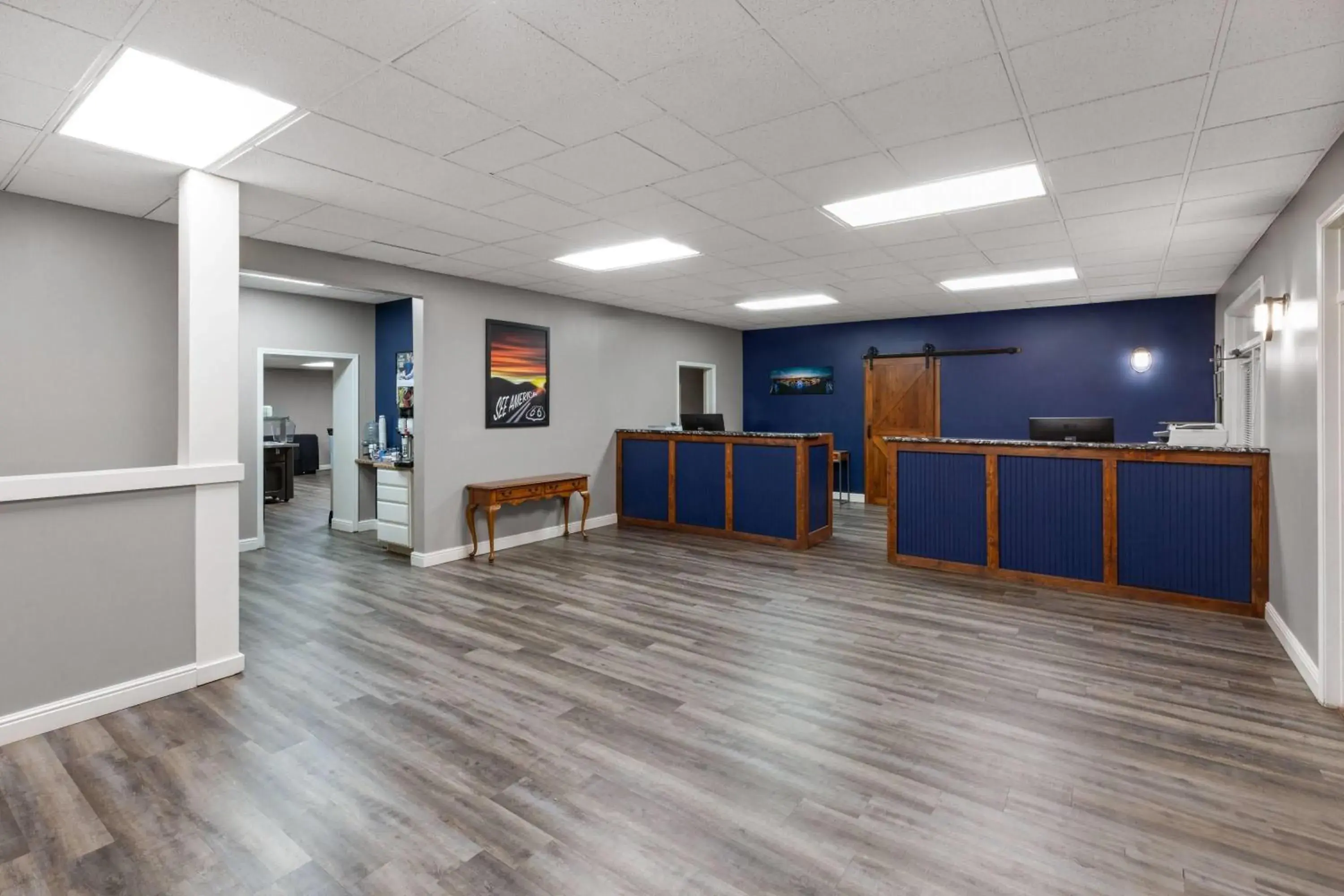 Lobby or reception in Angel Inn Near IMAX, a Travelodge by Wyndham Lobby or reception in Angel Inn Near IMAX, a Travelodge by Wyndham