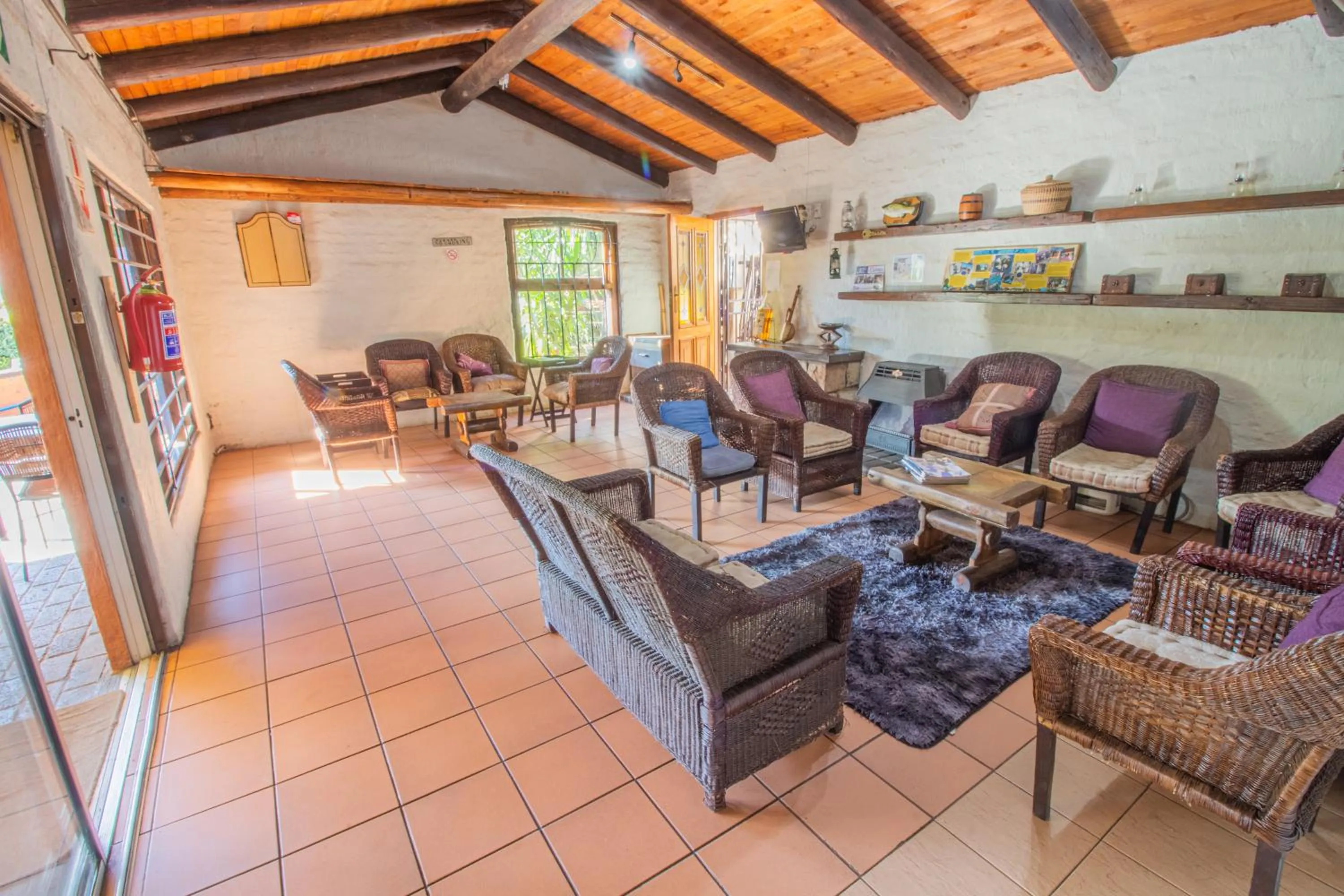 Communal lounge/ TV room in Charlie's Spot - The Gardens