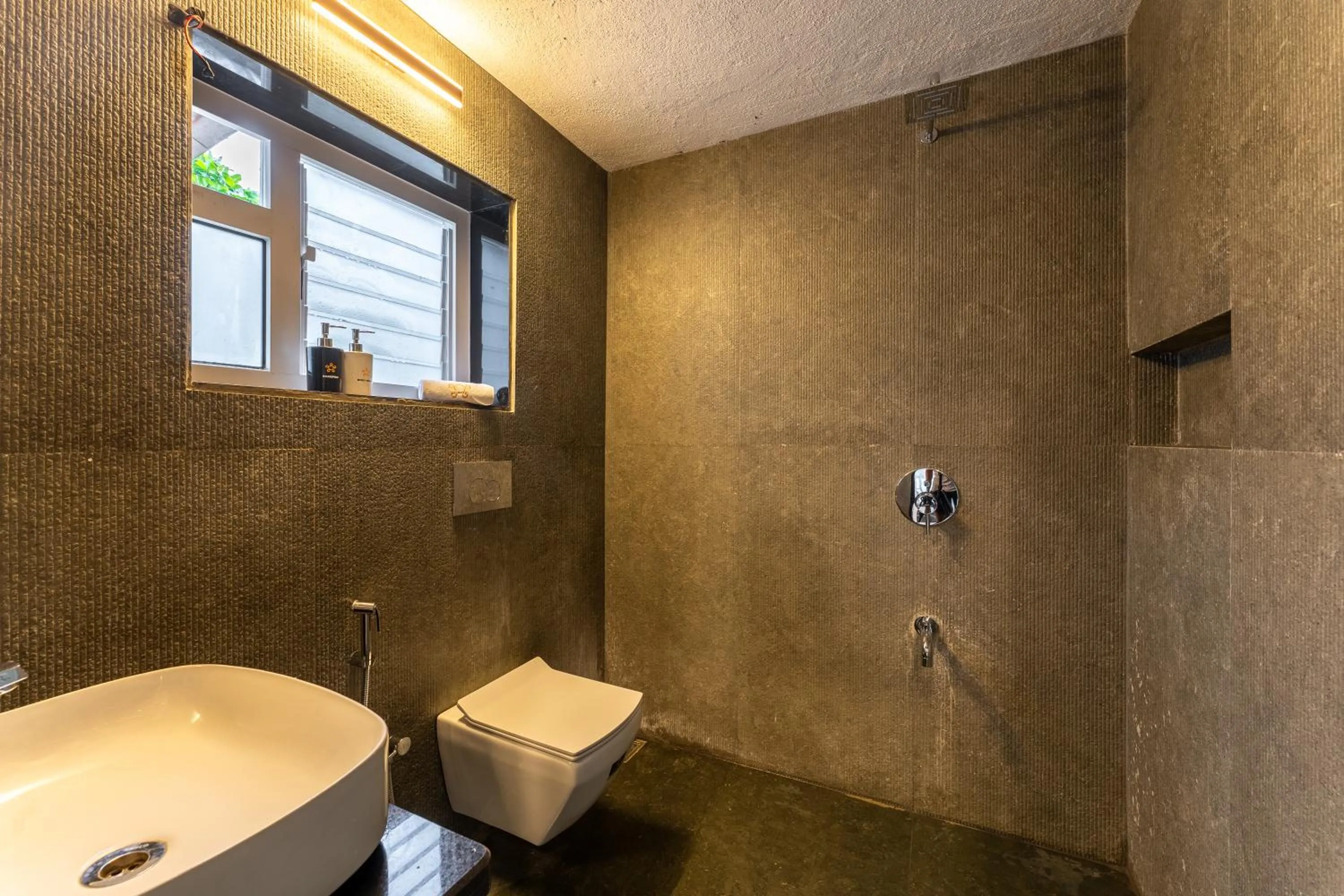 Shower in SaffronStays Le Soil, Igatpuri - pet-friendly villa with viewing deck for panoramic views
