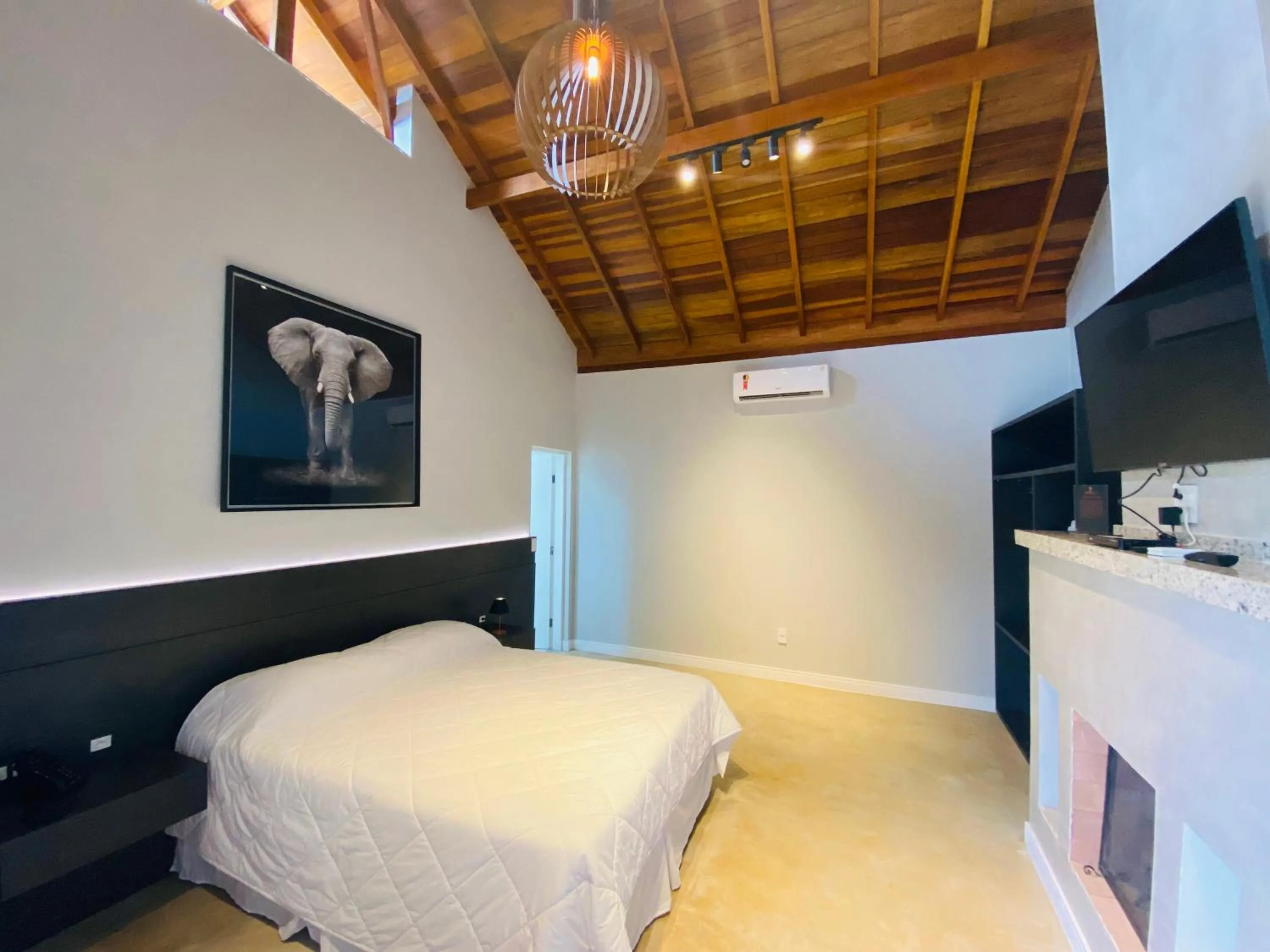 Bed in Hotel Chalés Capitanias